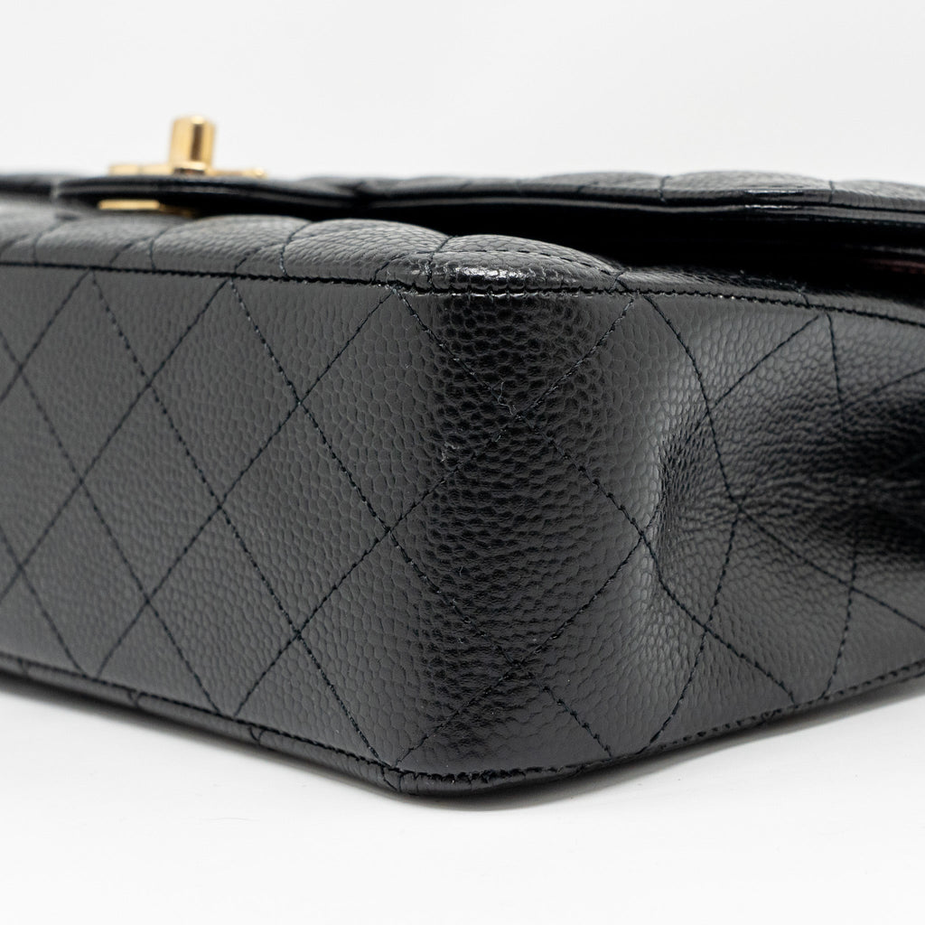 CHANEL MEDIUM CLASSIC DOUBLE FLAP BAG CAVIAR BLACK GHW (MICROCHIP)
