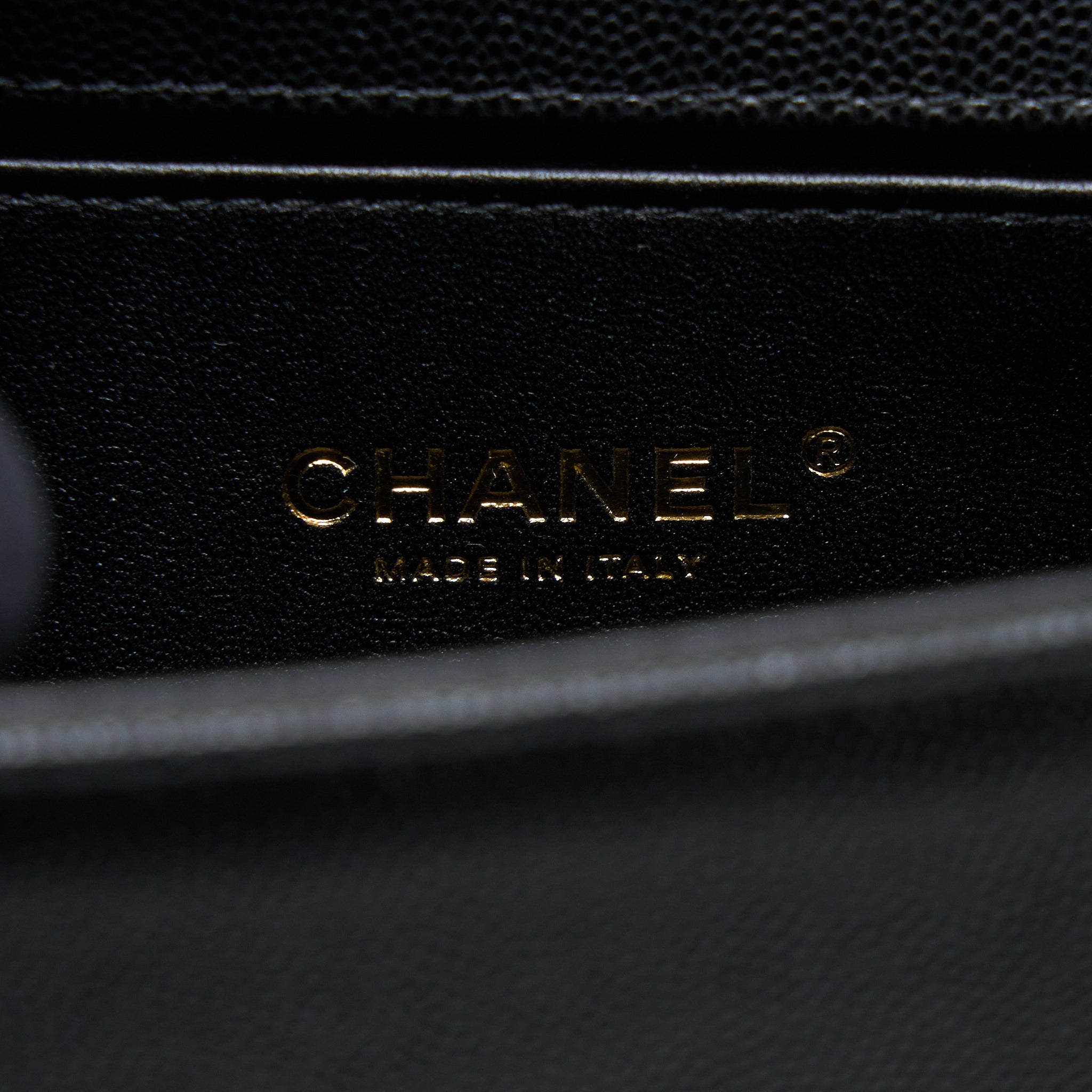 CHANEL SMALL BOY CAVIAR BLACK BRUSHED GHW (MICROCHIP)