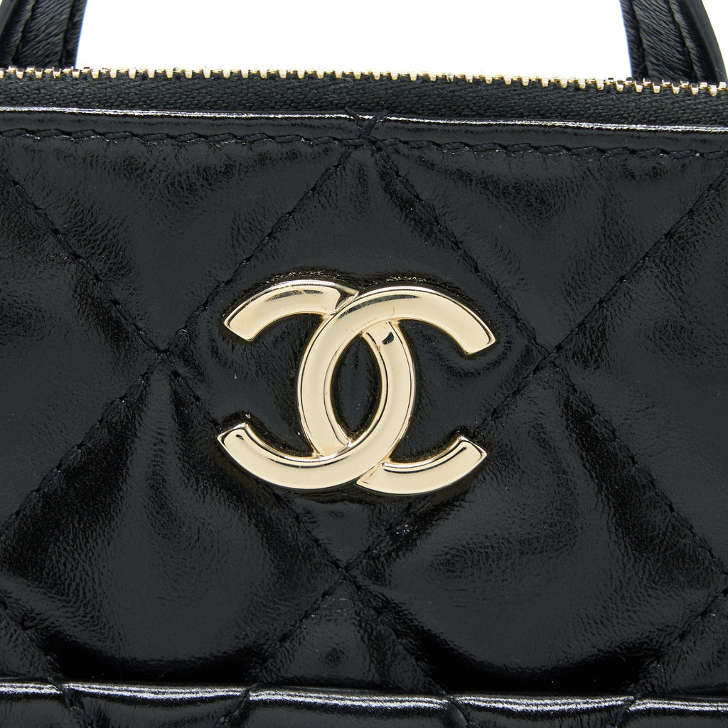 CHANEL 22A QUILTED BACKPACK SHINY CALFSKIN BLACK LGHW (MICROCHIP)