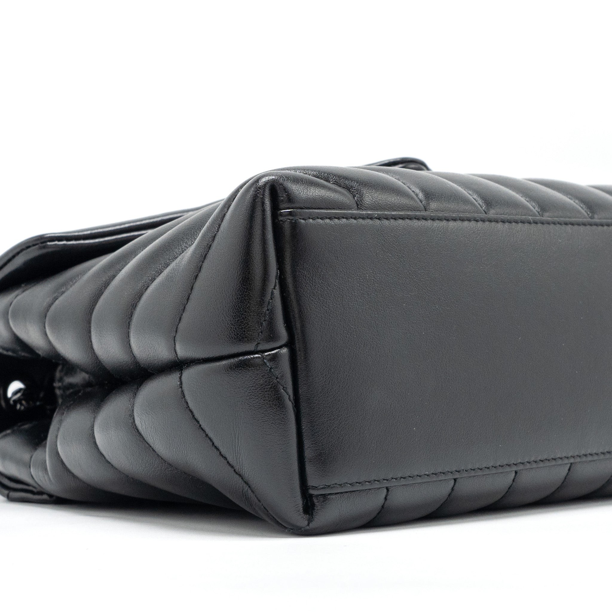 SAINT LAURENT/YSL SMALL LOULOU BAG CALFSKIN SO BLACK