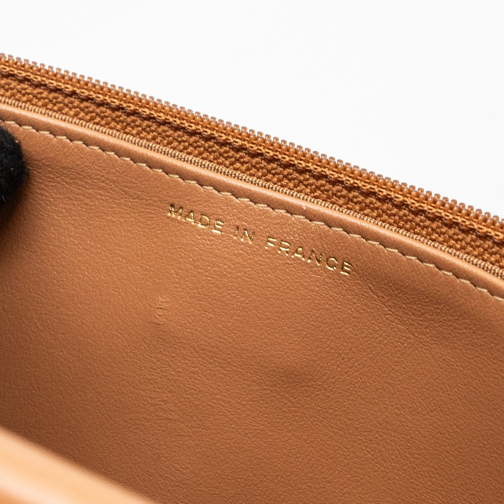 CHANEL BOY WALLET ON CHAIN CAVIAR LIGHT CARAMEL LGHW (MICROCHIP)