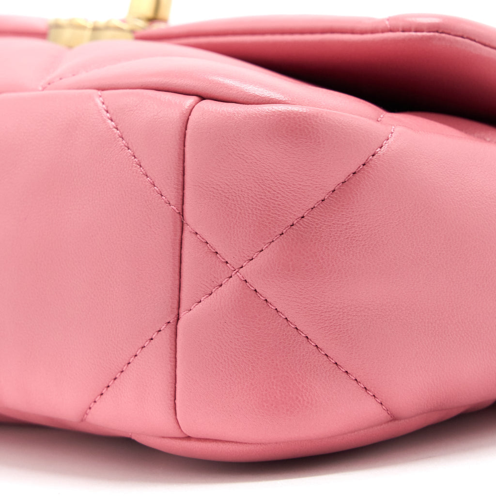 CHANEL SMALL 19 BAG LAMBSKIN PINK MULTICOLOUR HARDWARE (MICROCHIP)