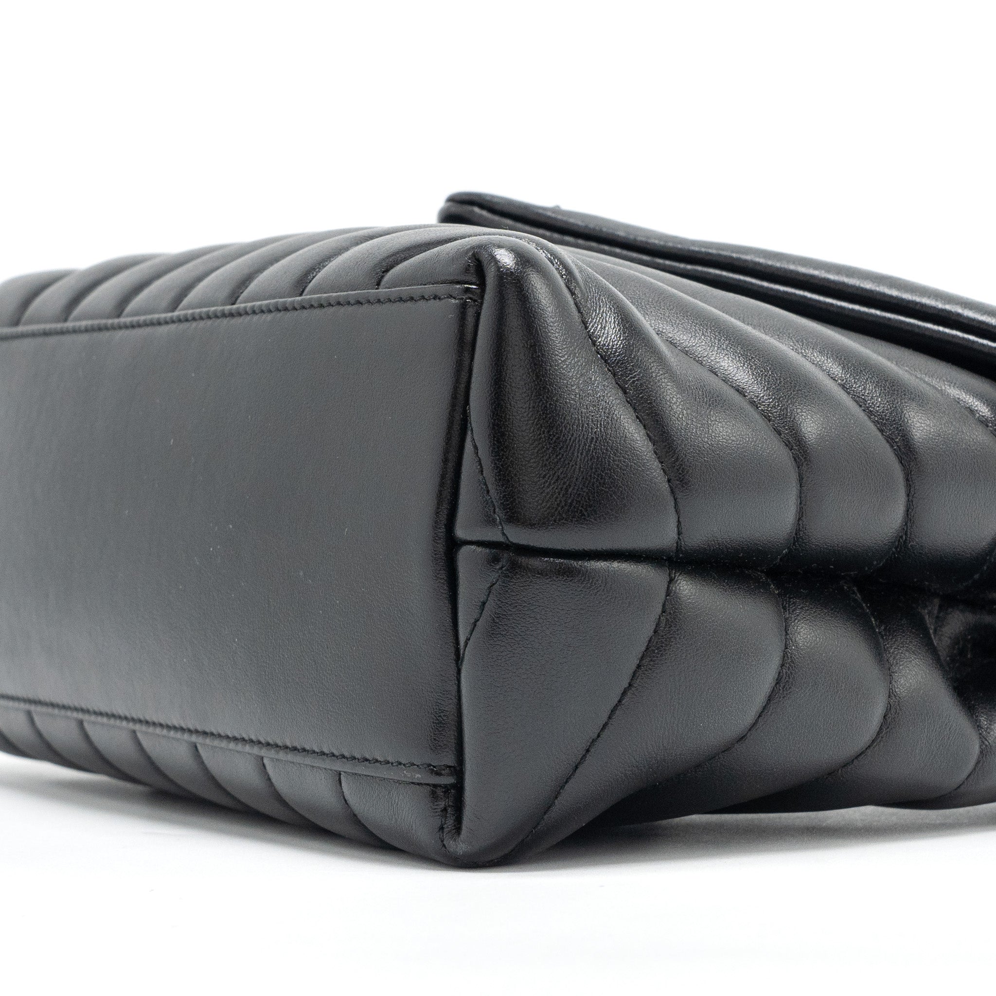 SAINT LAURENT/YSL SMALL LOULOU BAG CALFSKIN SO BLACK