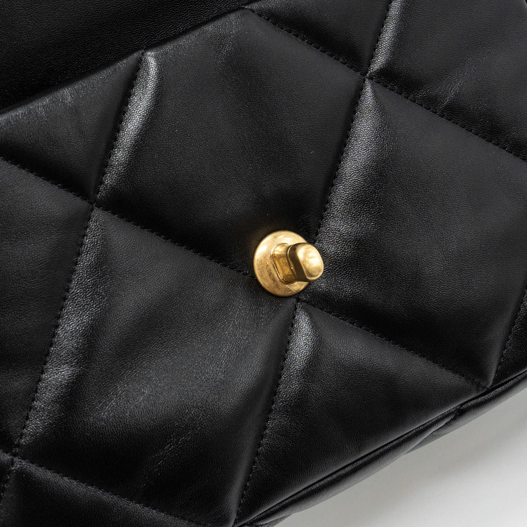 CHANEL SMALL 19 BAG LAMBSKIN BLACK MULTICOLOUR HARDWARE  (MICROCHIP)