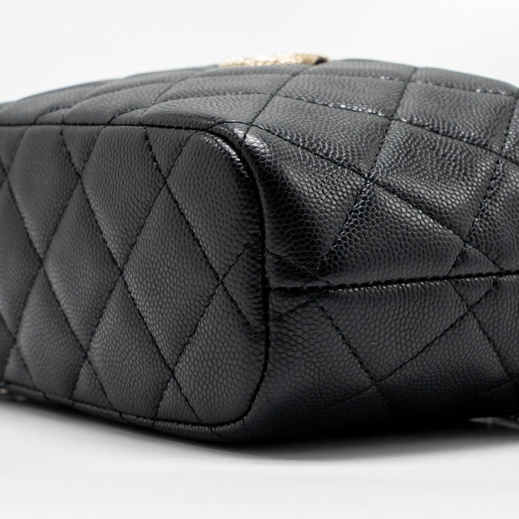 CHANEL 25C DETAIL LOGO QUILTED HOBO BAG CAVIAR BLACK GHW (MICROCHIP)