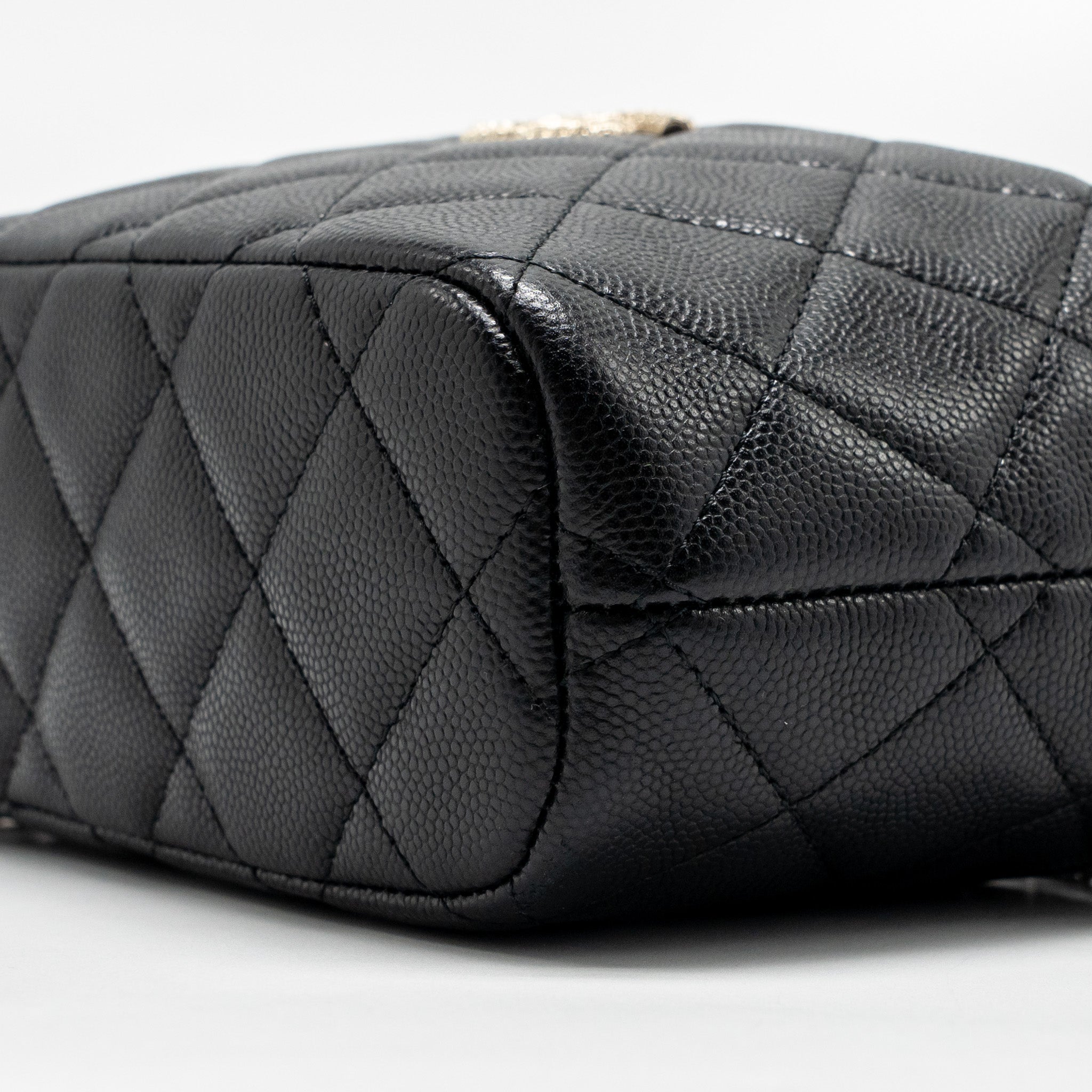 CHANEL 25C DETAIL LOGO QUILTED HOBO BAG CAVIAR BLACK GHW (MICROCHIP)