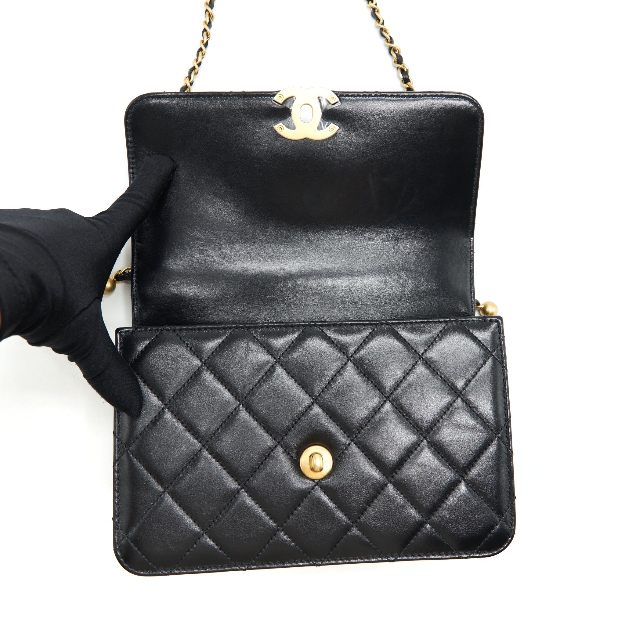 CHANEL 21A GOLD CRUSH FLAP BAG CALFSKIN BLACK GHW (MICROCHIP)