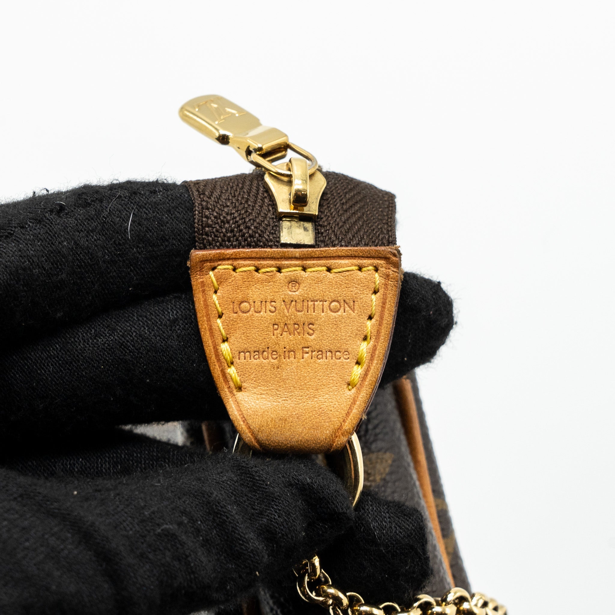 LOUIS VUITTON EVA POCHETTE MONOGRAM CANVAS GHW