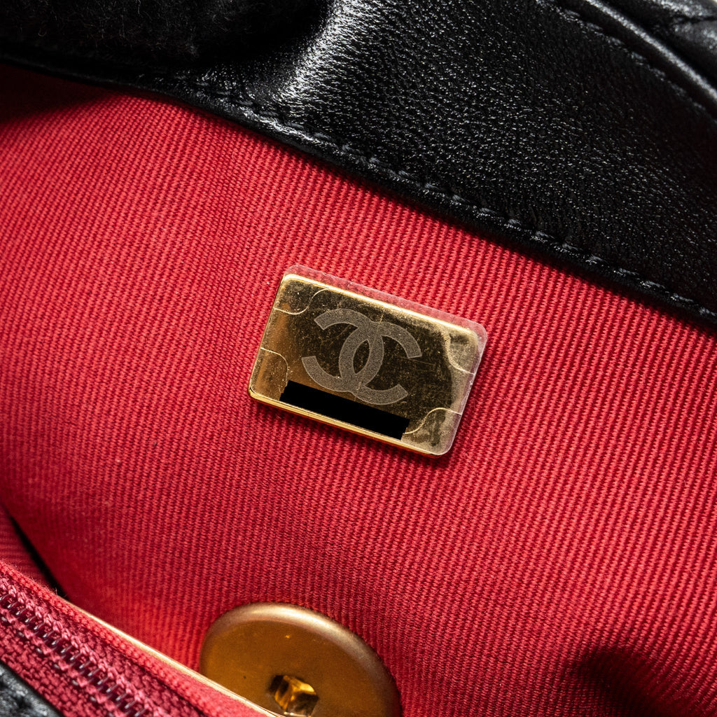 CHANEL SMALL 19 BAG LAMBSKIN BLACK MULTICOLOUR HARDWARE  (MICROCHIP)