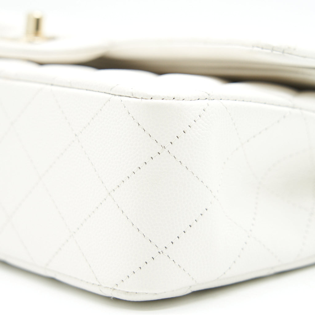 CHANEL MEDIUM CLASSIC DOUBLE FLAP BAG CAVIAR WHITE WITH LGHW