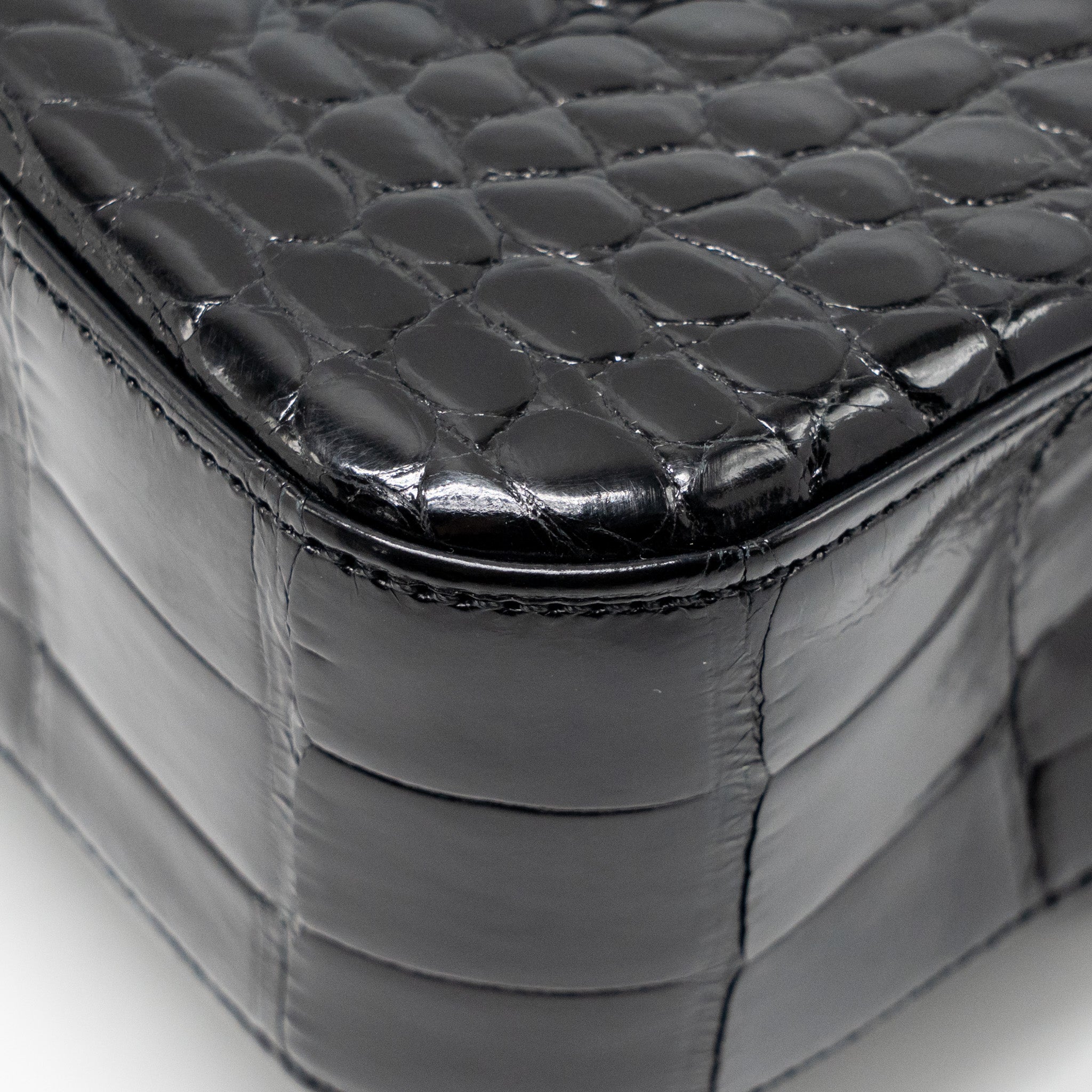 CHANEL MEDIUM CLASSIC DOUBLE FLAP BAG ALLIGATOR MISSISSIPPIENSIS BLACK GHW