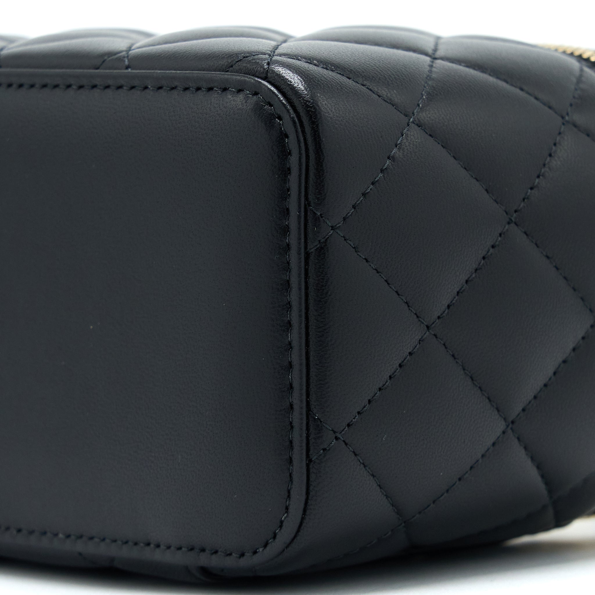 CHANEL PEARL CRUSH LONG VANITY LAMBSKIN BLACK GHW