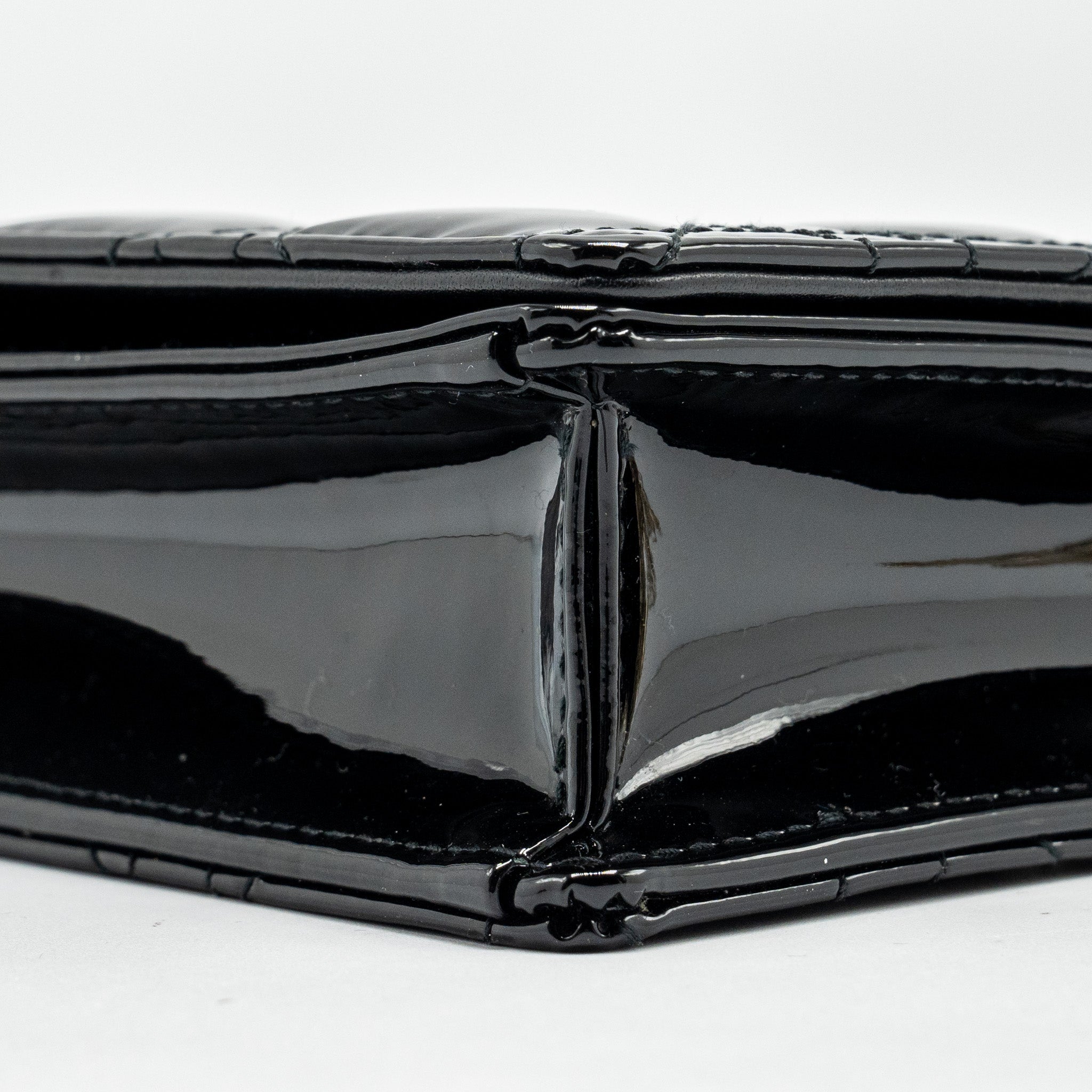 DIOR LADY DIOR POUCH WALLET ON CHAIN PATENT BLACK LGHW