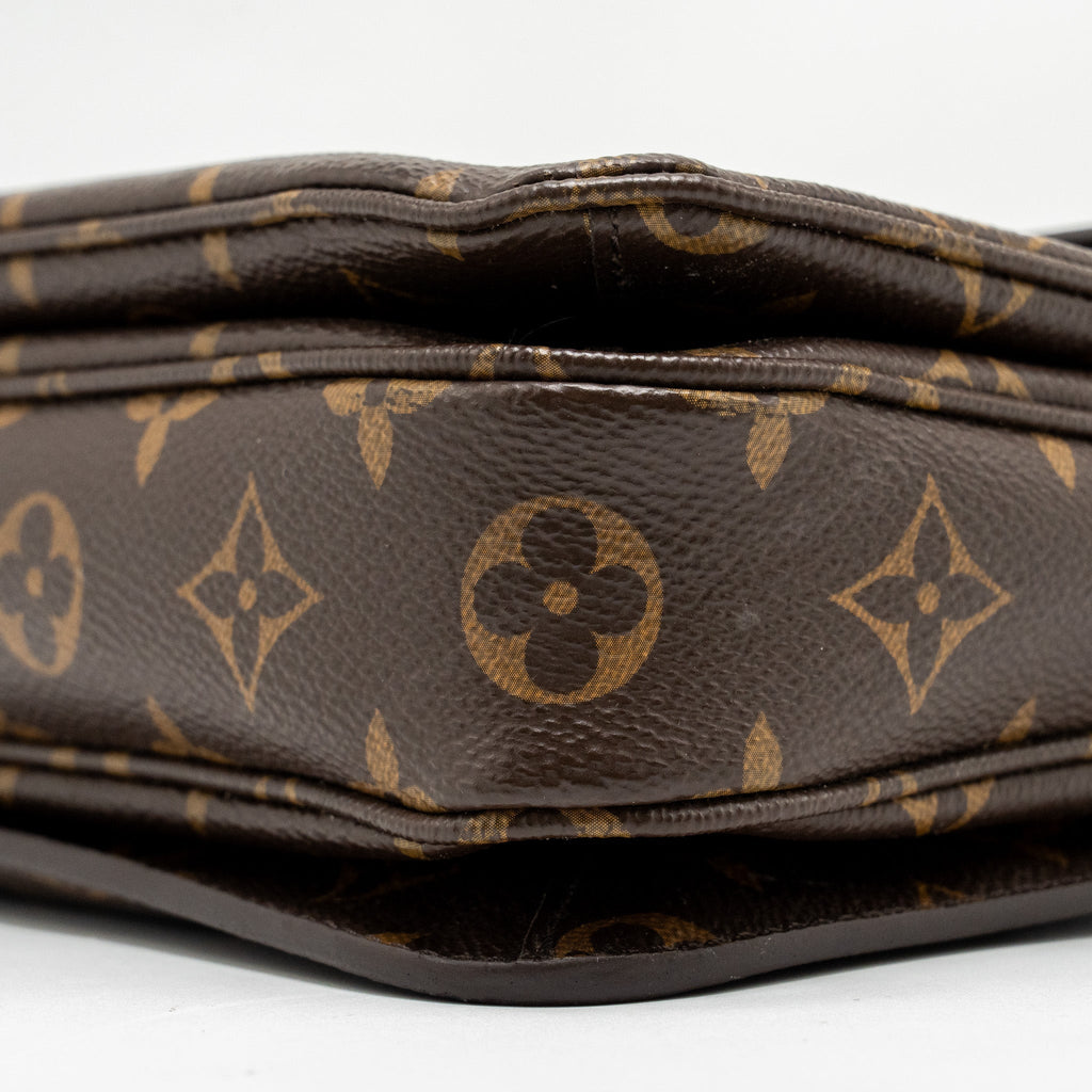 LOUIS VUITTON POCHETTE MÉTIS MONOGRAM CANVAS GHW