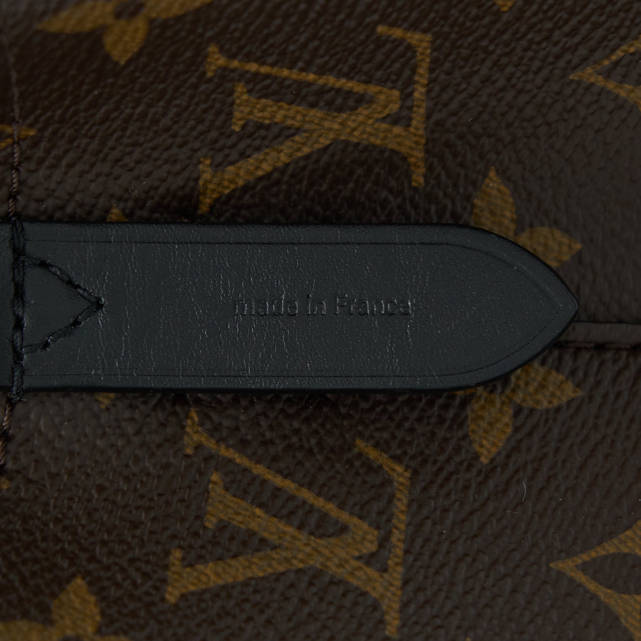 LOUIS VUITTON NEO NOE MONOGRAM CANVAS GHW