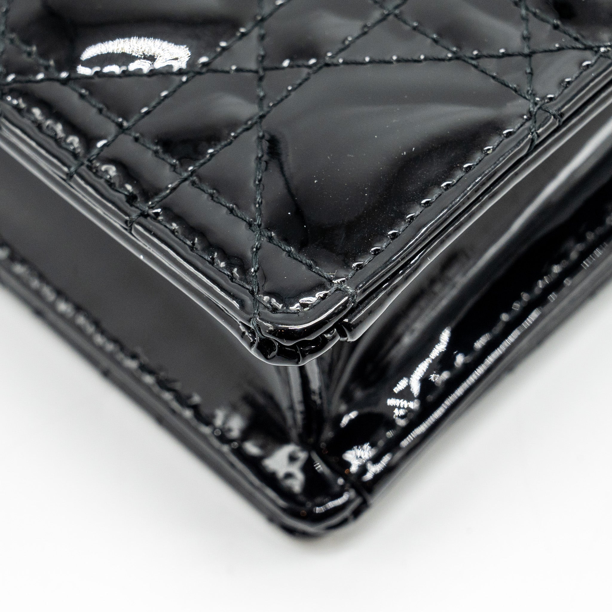DIOR LADY DIOR POUCH WALLET ON CHAIN PATENT BLACK LGHW