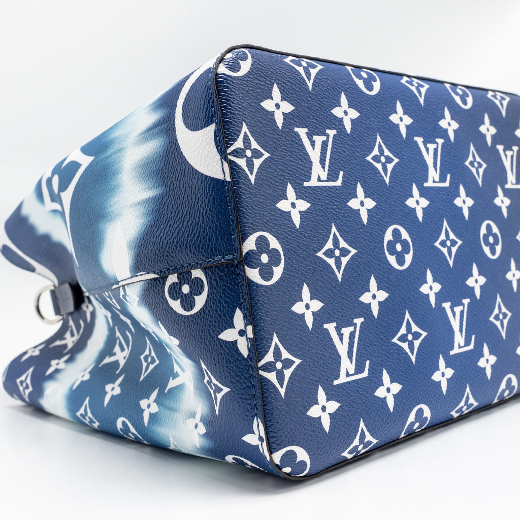 LOUIS VUITTON NEONOE LV ESCALE MM PASTEL GIANT MONOGRAM CANVAS BLUE/WHITE SHW