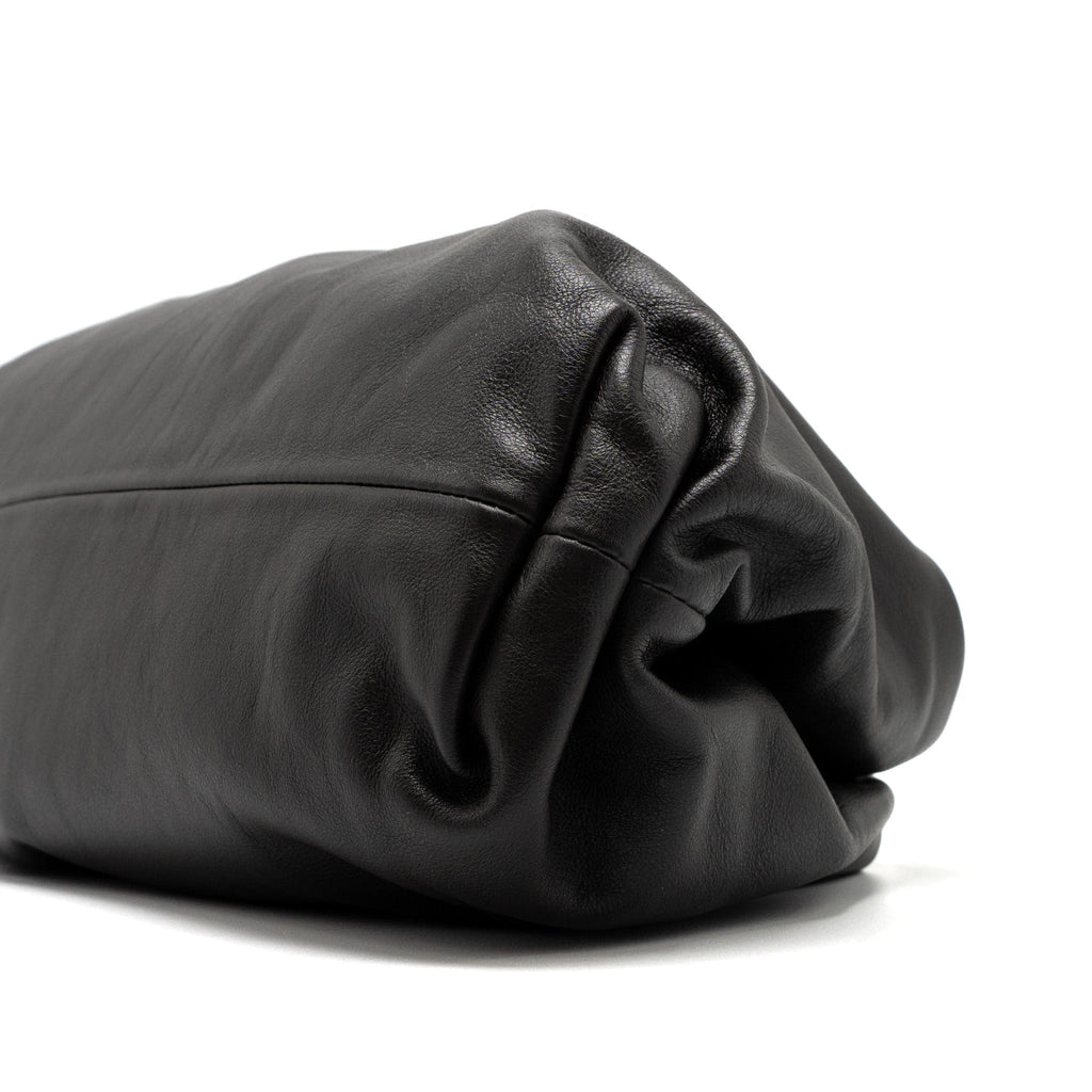 BOTTEGA VENETA CLUTCH CALFSKIN DARK BROWN GHW