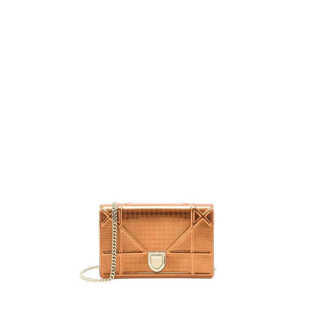 DIOR DIORAMA WALLET ON CHAIN PATENT METALLIC LGHW