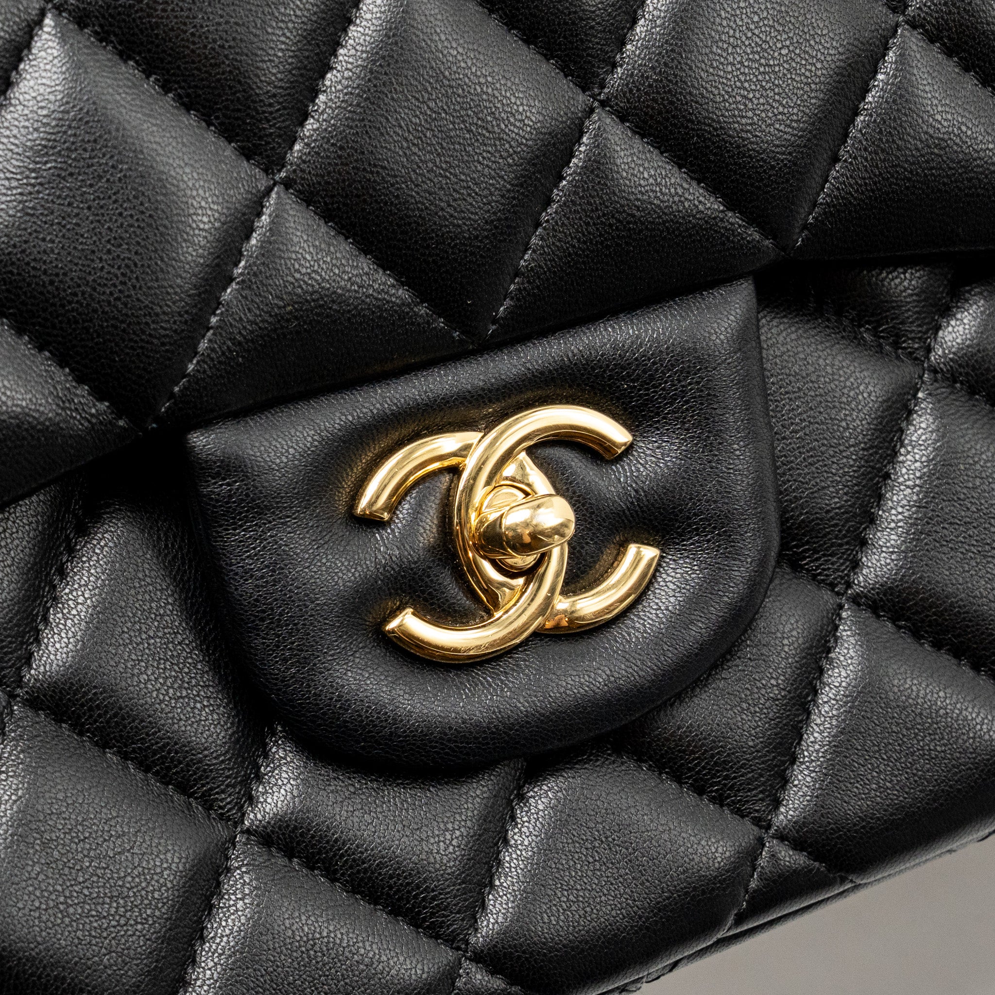 CHANEL JUMBO CLASSIC DOUBLE FLAP BAG LAMBSKIN BLACK GHW