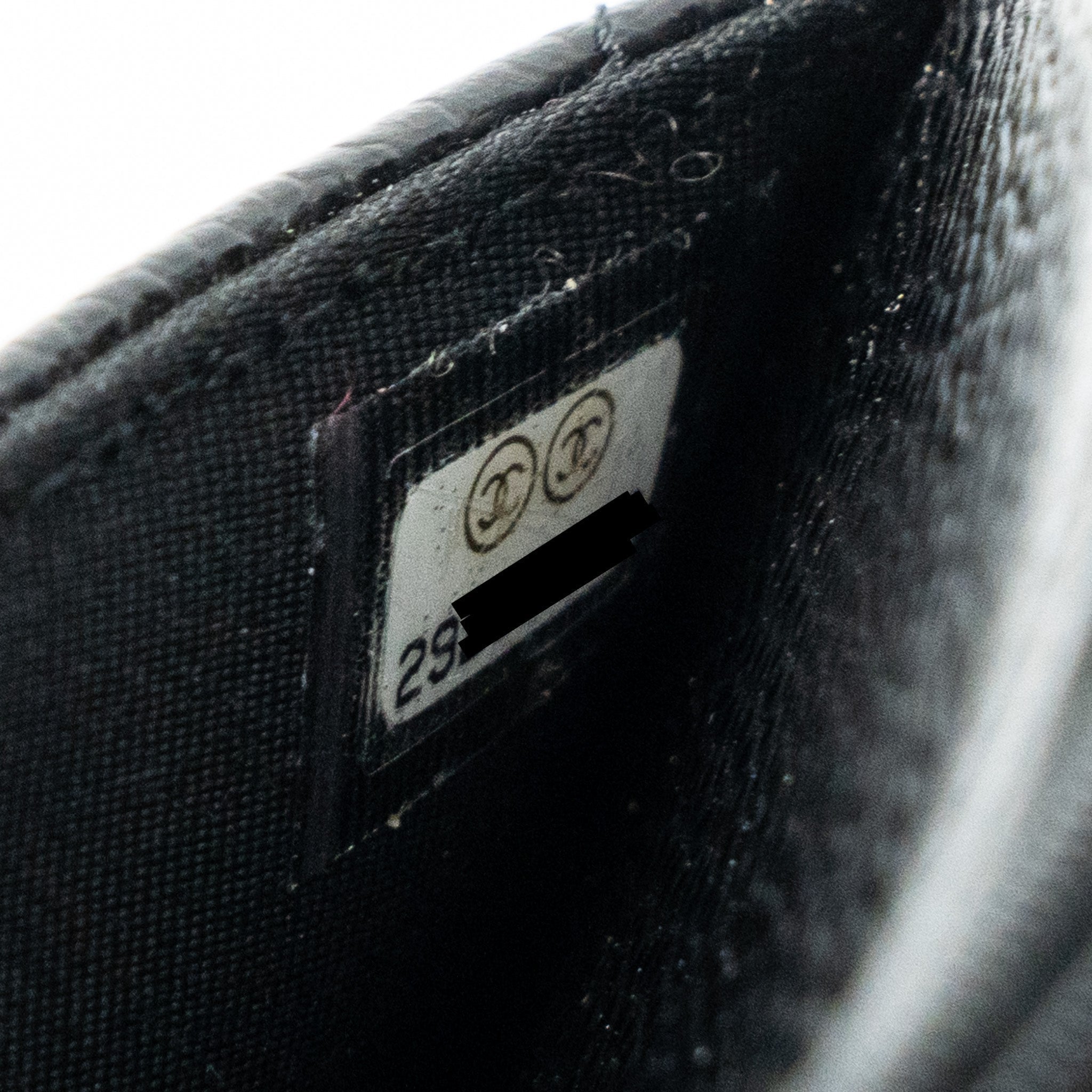 CHANEL CLASSIC WALLET ON CHAIN CAVIAR BLACK GHW