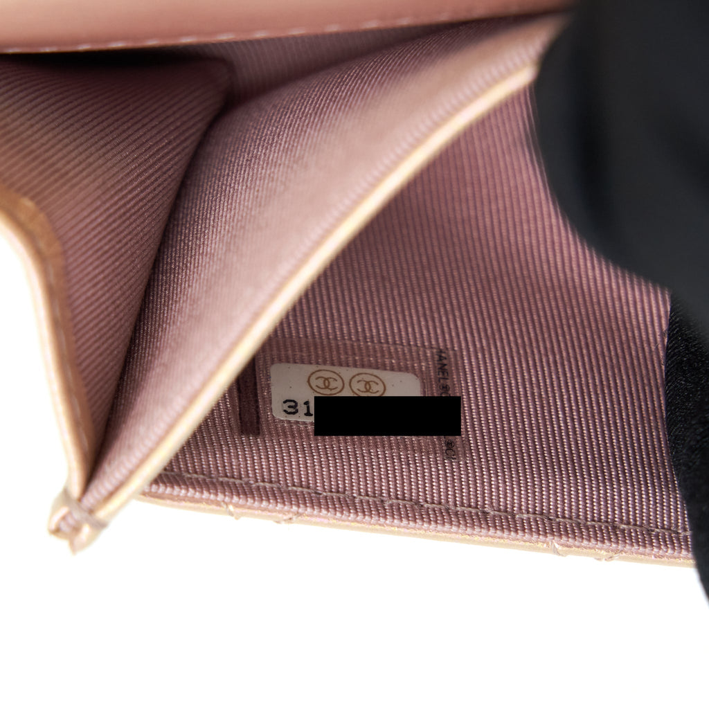 CHANEL 21K IRIDESCENT PINK FLAP CARD HOLDER SHW