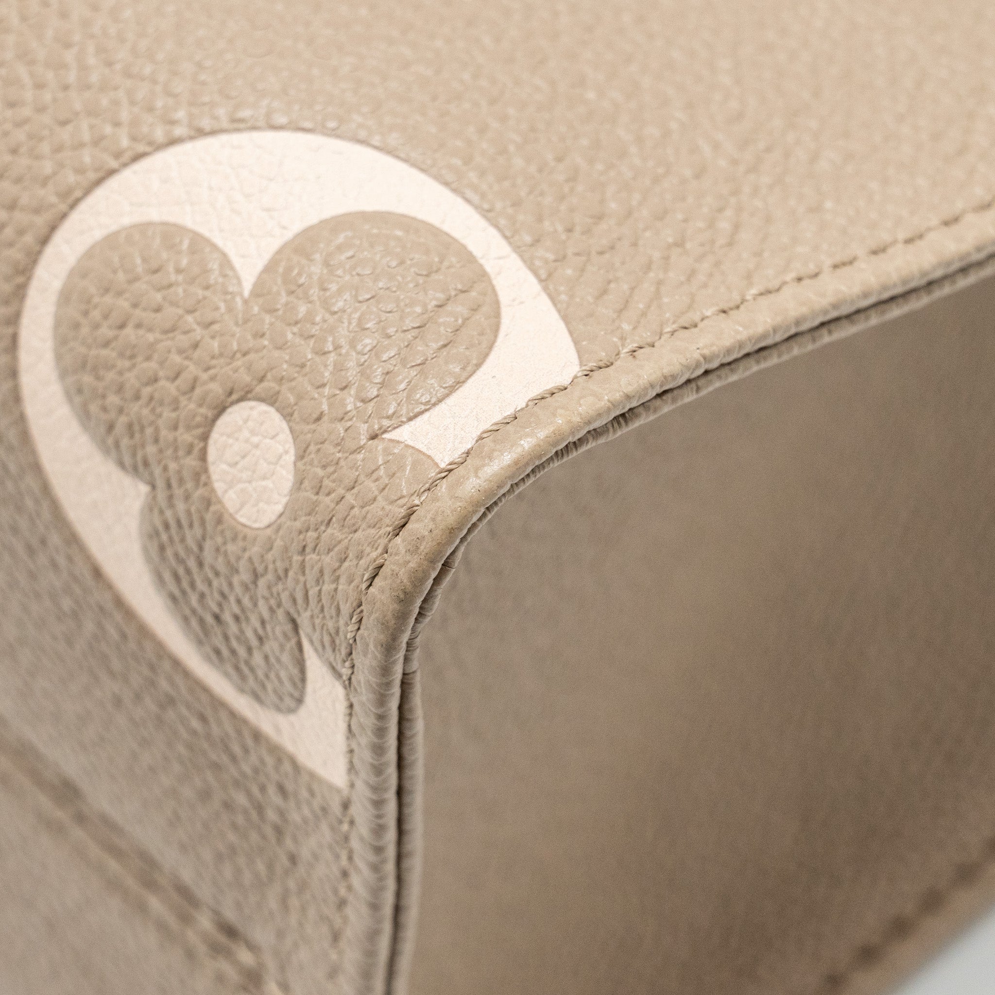 LOUIS VUITTON ONTHEGO PM BICOLOUR MONOGRAM EMPREINTE LEATHER TOURTERELLE/CREME GHW