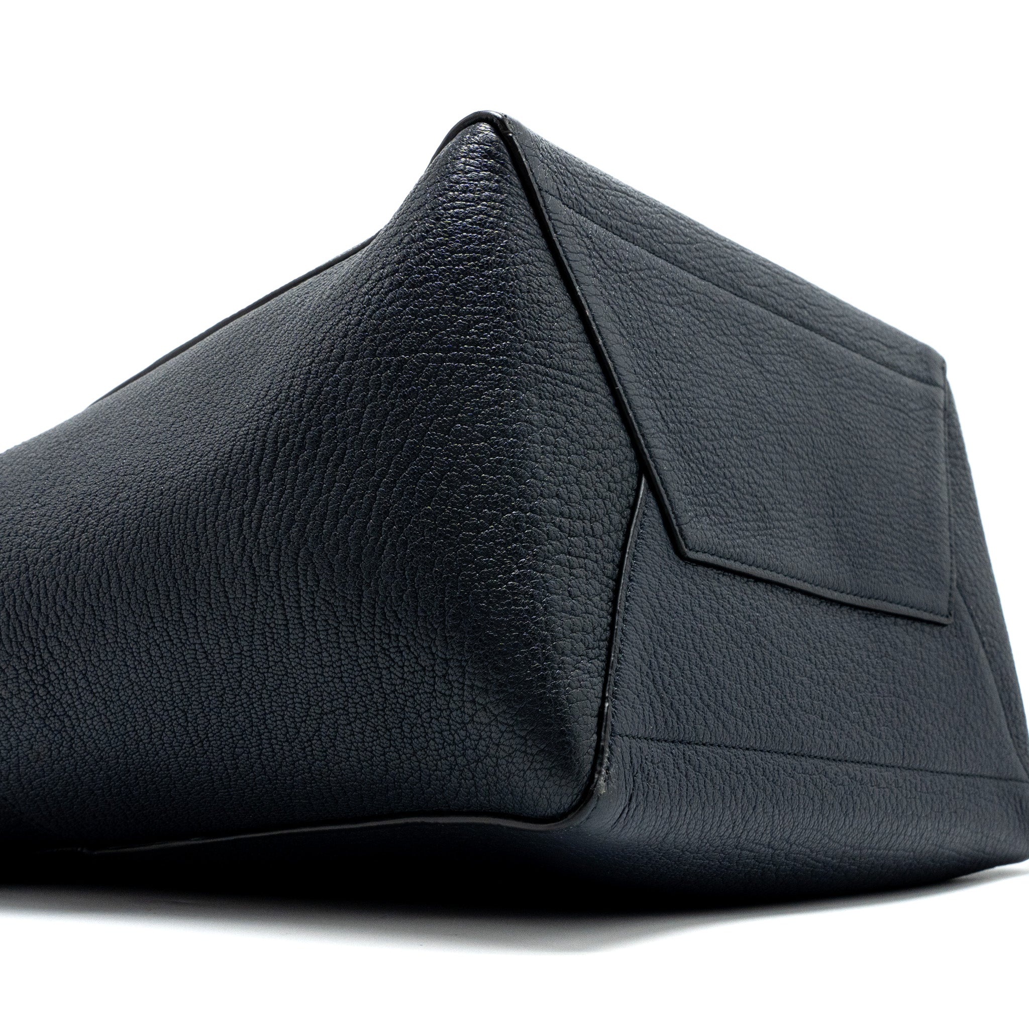 CELINE SANGLE BUCKET BAG CALFSKIN NAVY GHW