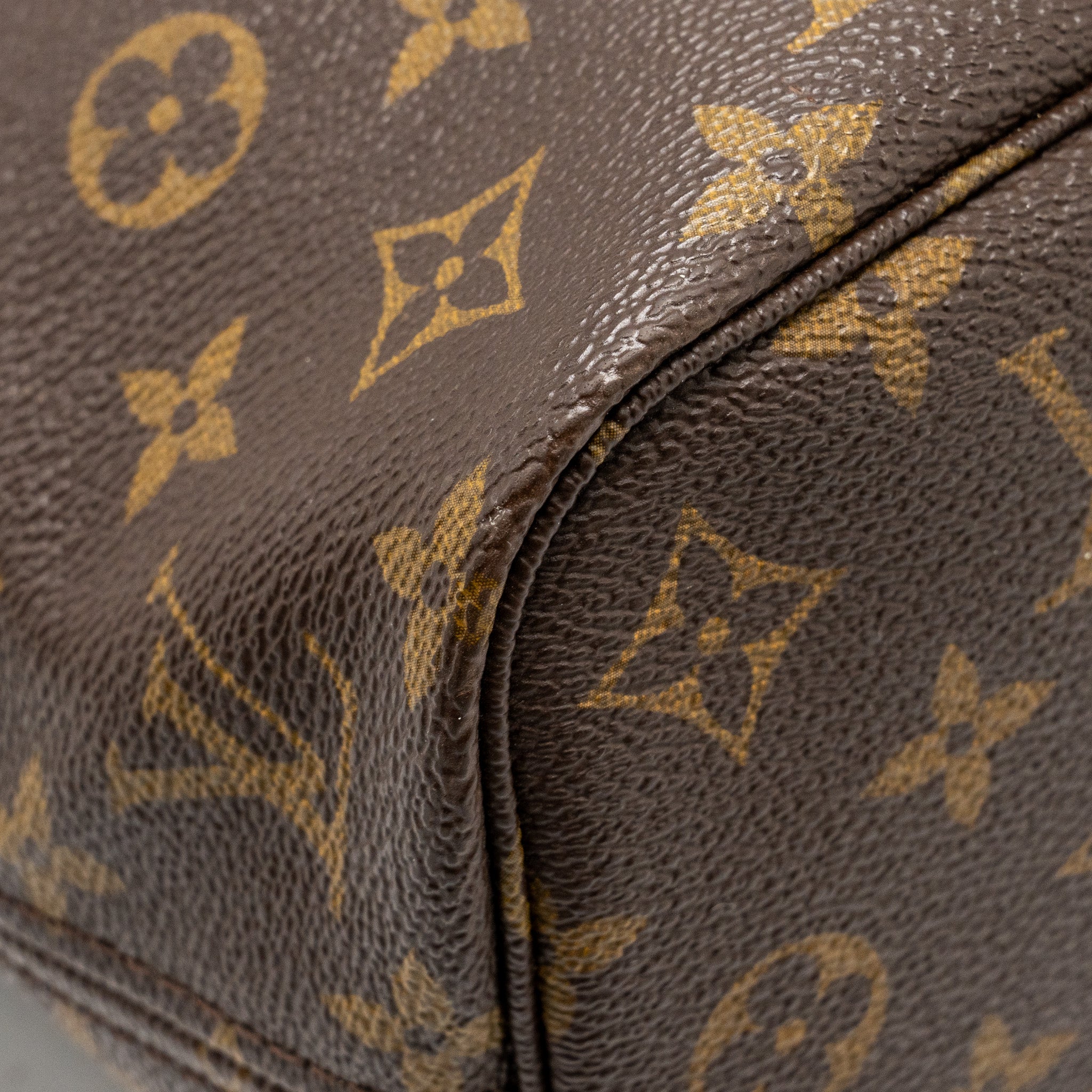 LOUIS VUITTON NEVERFULL PM MONOGRAM CANVAS GHW