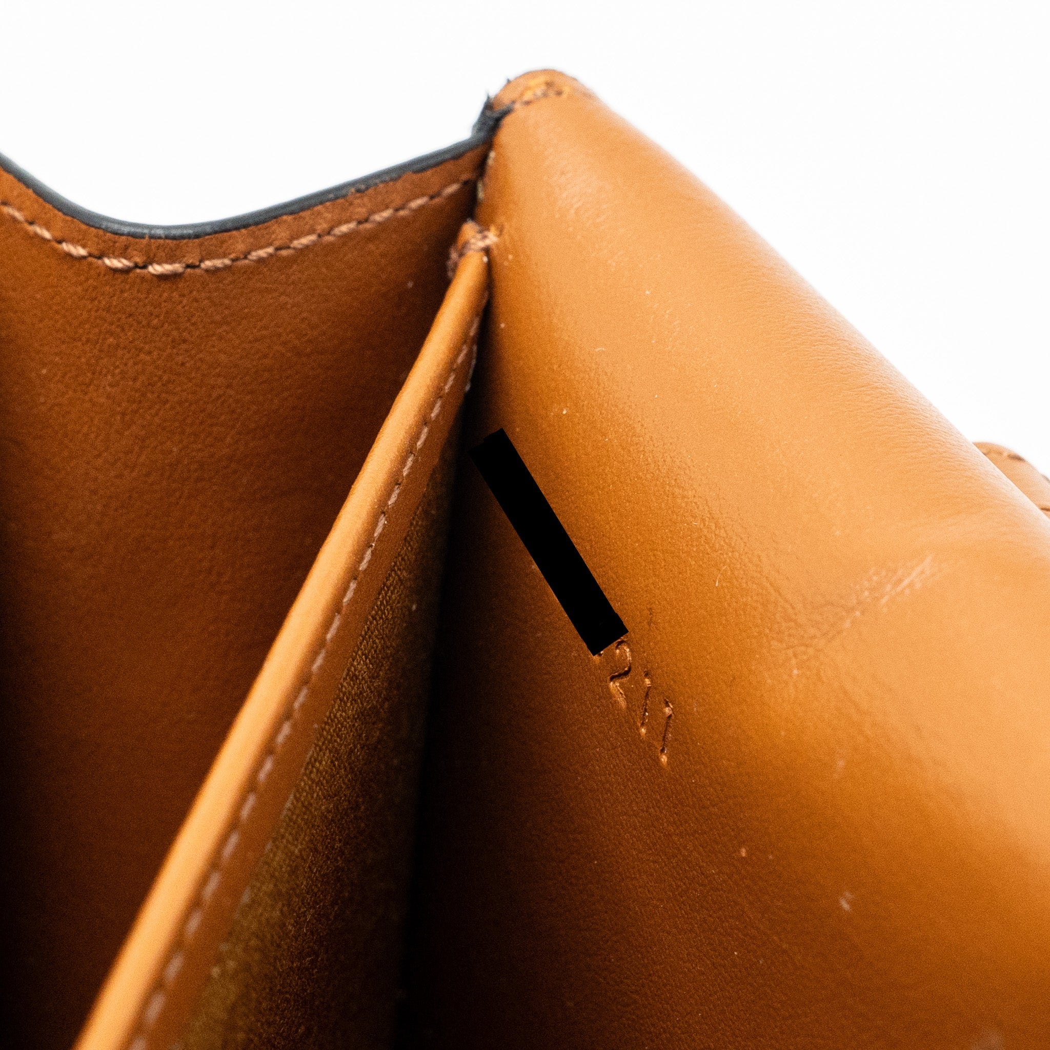 CELINE WALLET ON STRAP TRIOMPHE CANVAS / LAMBSKIN TAN GHW