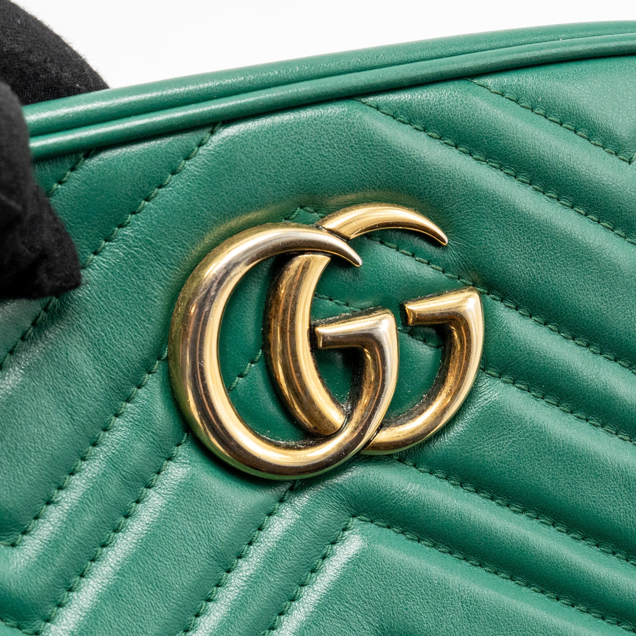 GUCCI SMALL GG MARMONT CROSSBODY CAMERA BAG CALFSKIN GREEN GHW