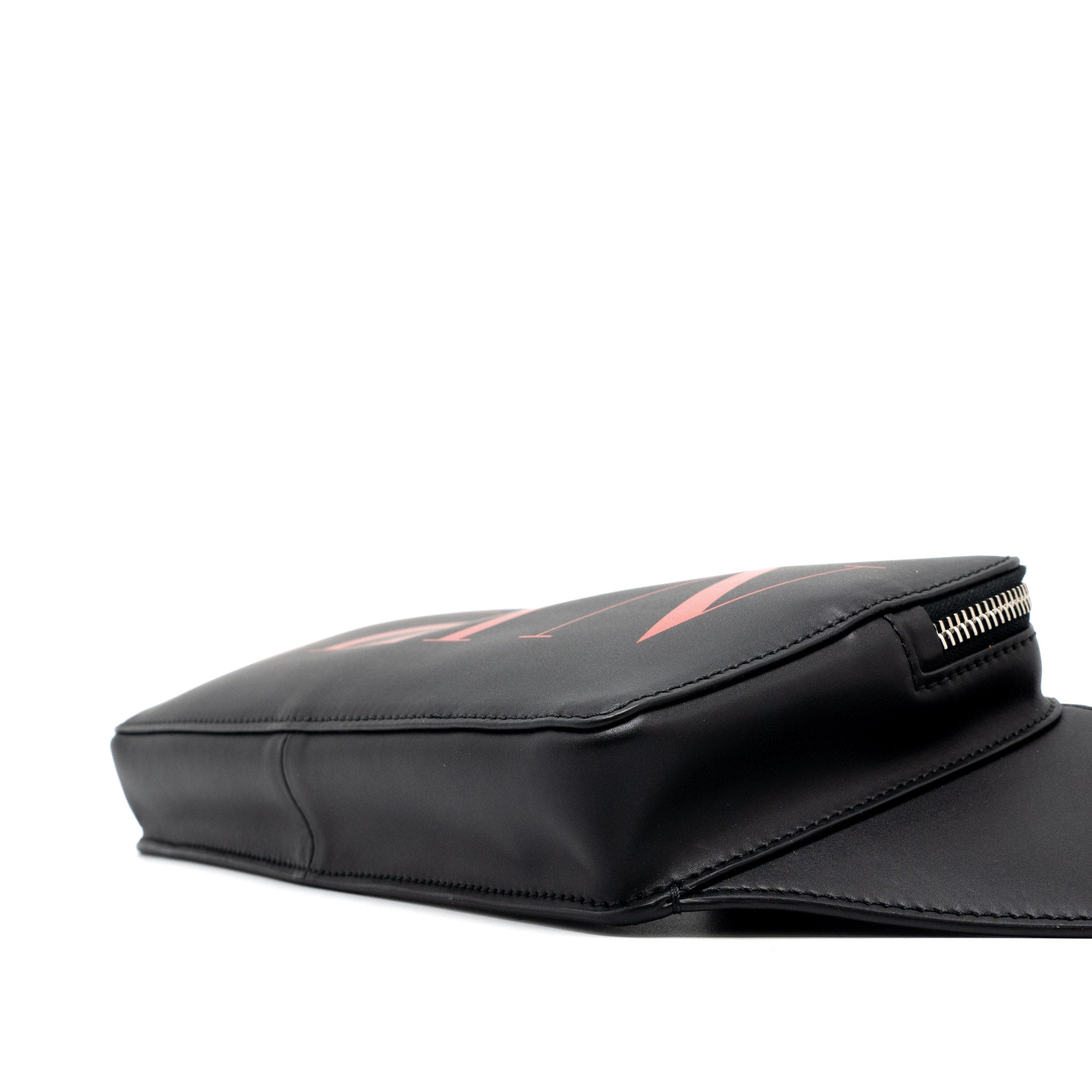 VALENTINO VLTN PRINT BELT BAG CALFSKIN BLACK/RED SHW