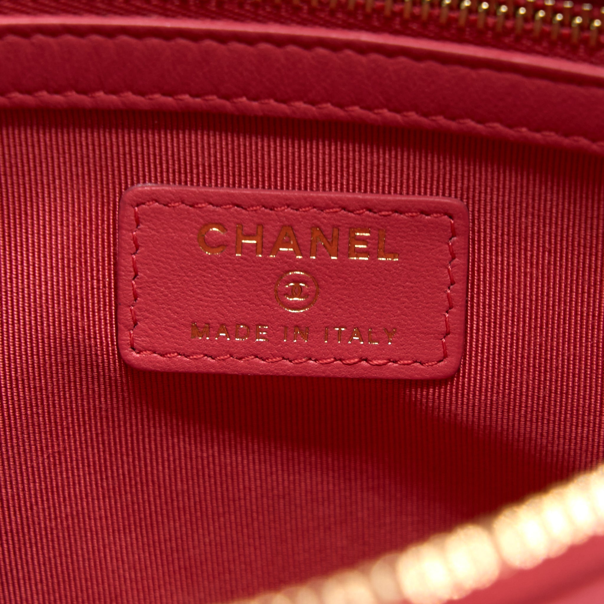CHANEL CHEVRON CLUTCH LAMBSKIN PINK LGHW