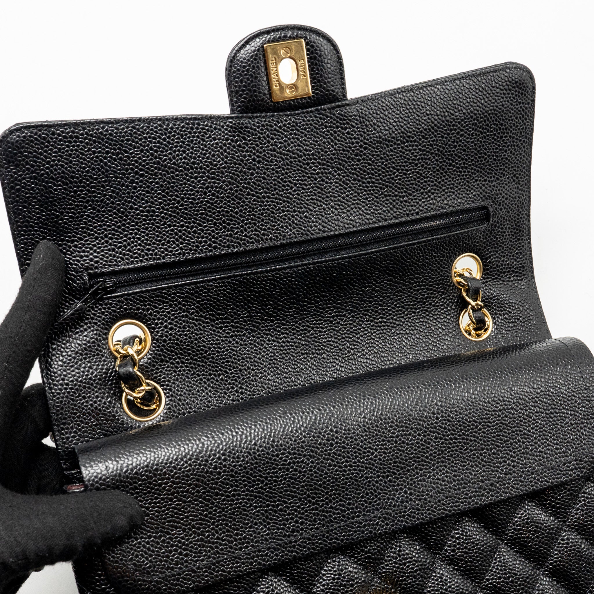 CHANEL MEDIUM CLASSIC DOUBLE FLAP BAG CAVIAR BLACK GHW