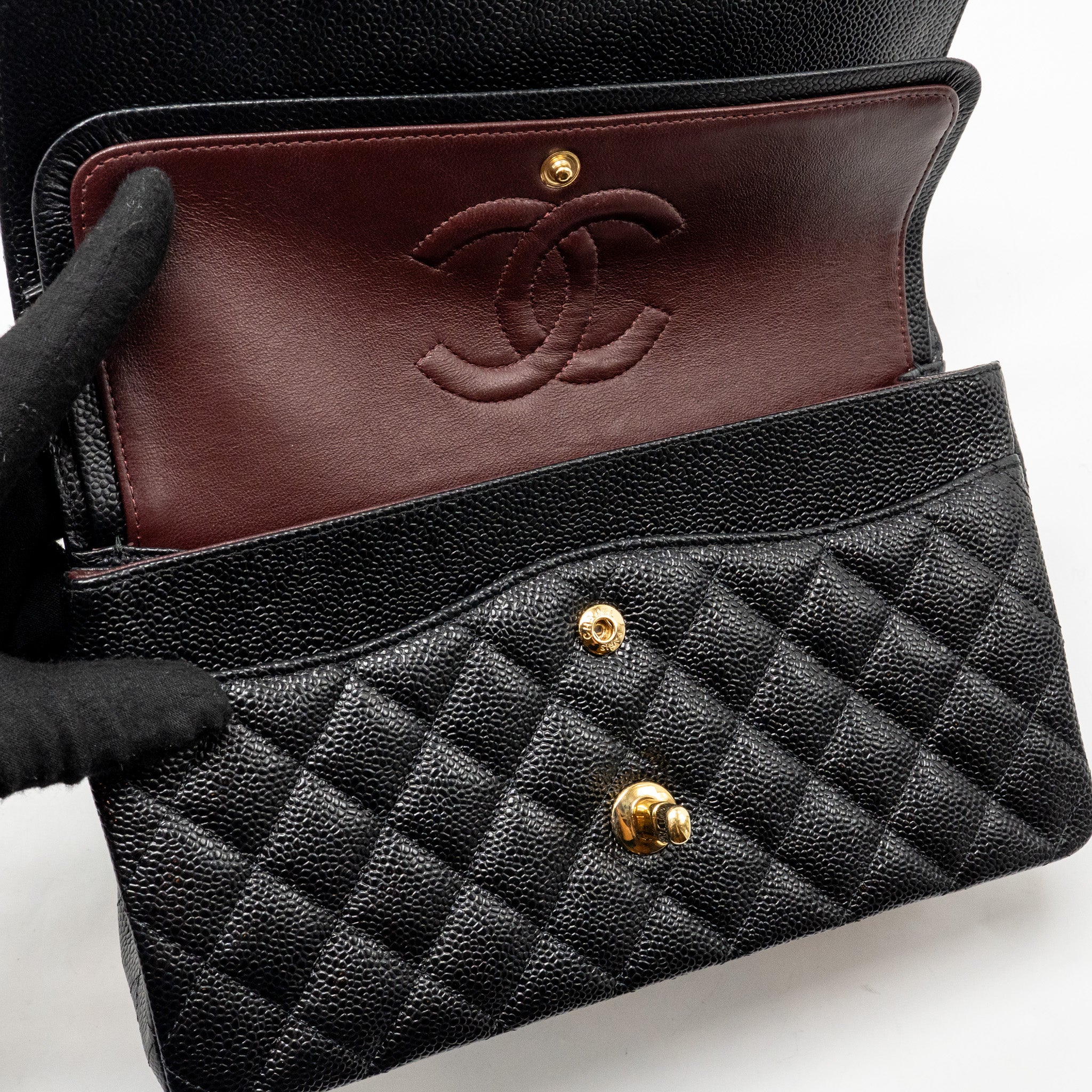 CHANEL MEDIUM CLASSIC DOUBLE FLAP BAG CAVIAR BLACK GHW