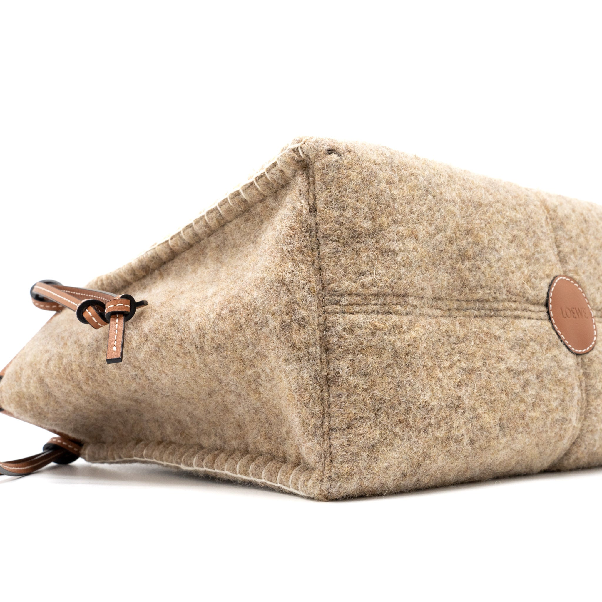 LOEWE CUSHION TOTE BAG FELT/LEATHER CAMEL