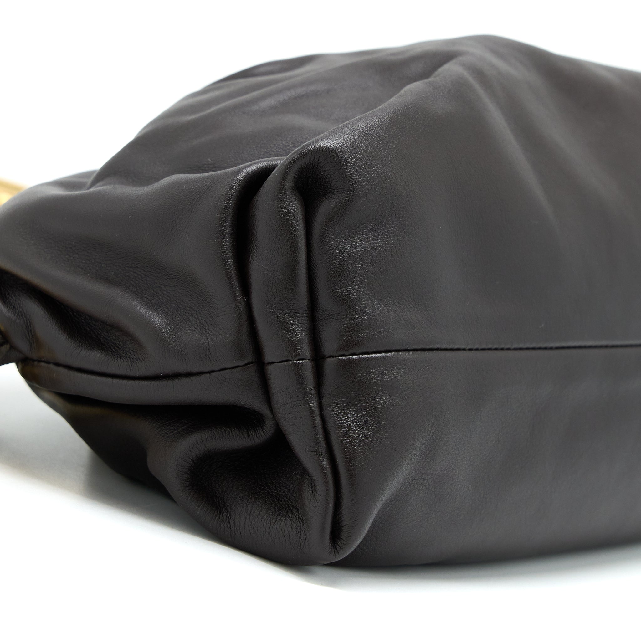 BOTTEGA VENETA CHAIN POUCH CALFSKIN FONDANT GHW