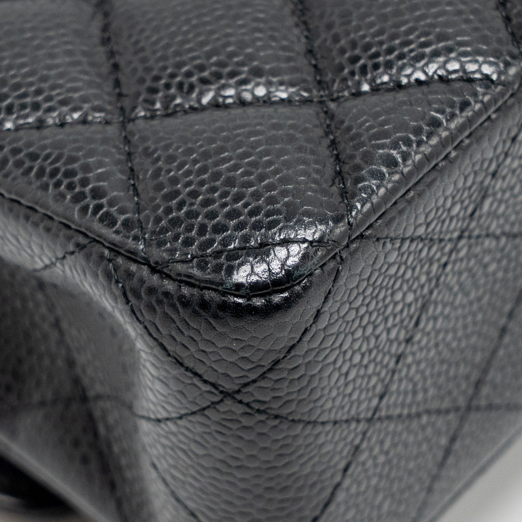 CHANEL MEDIUM CLASSIC DOUBLE FLAP BAG CAVIAR BLACK GHW