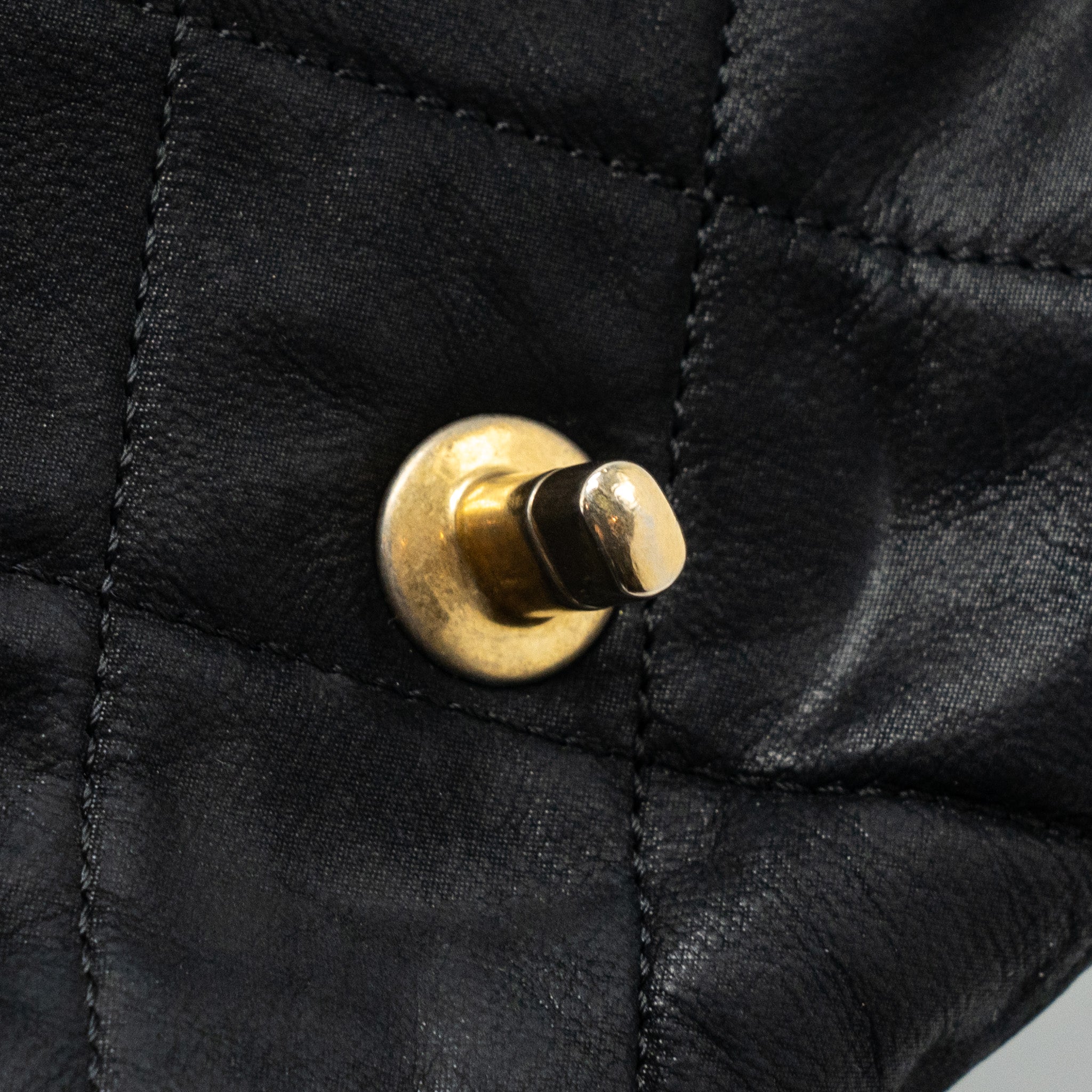 CHANEL QUILTED SEASONAL FLAP BAG CALFSKIN IRIDESCENT BLACK WITH GHW