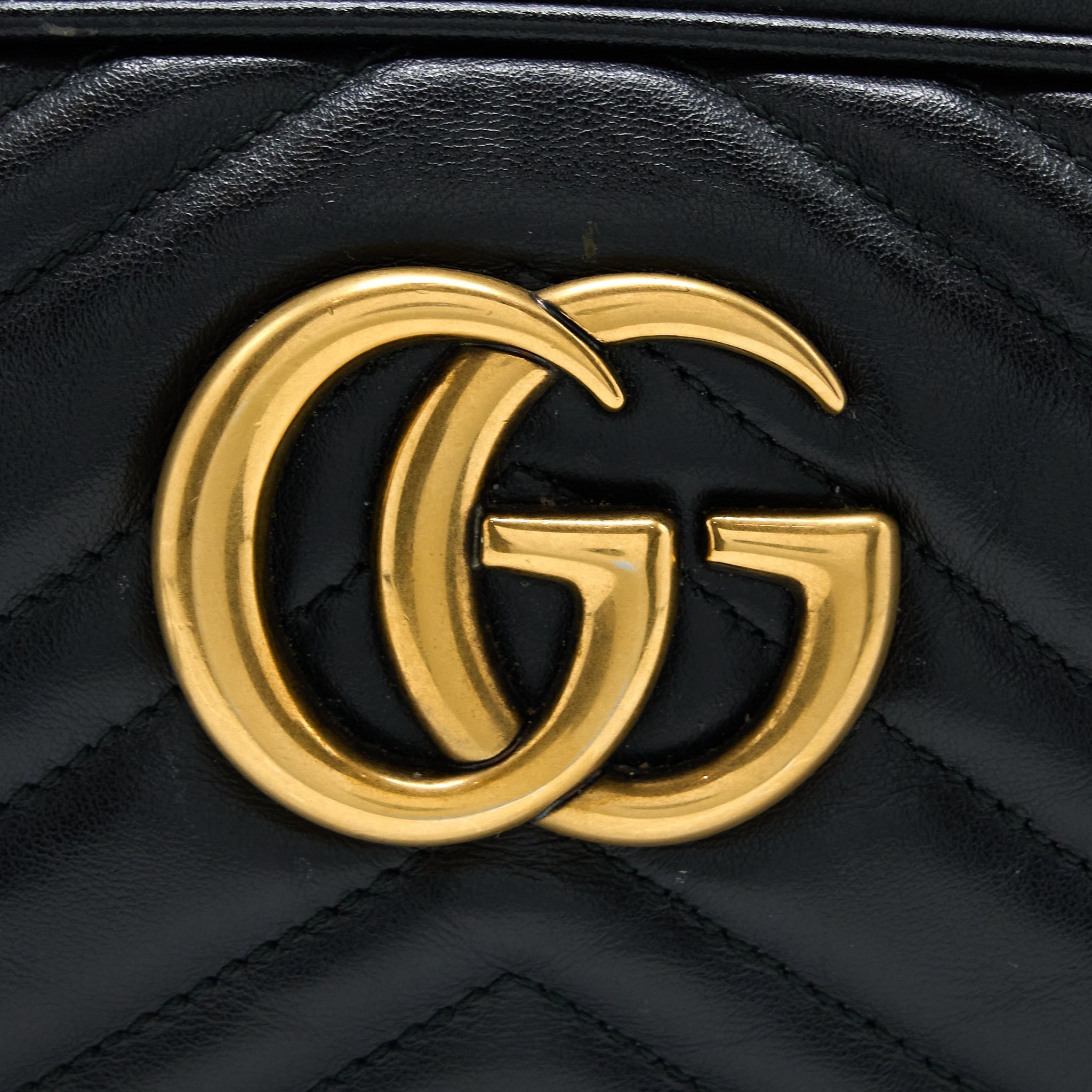 GUCCI SMALL MARMONT MATELASSE CALFSKIN BLACK GHW