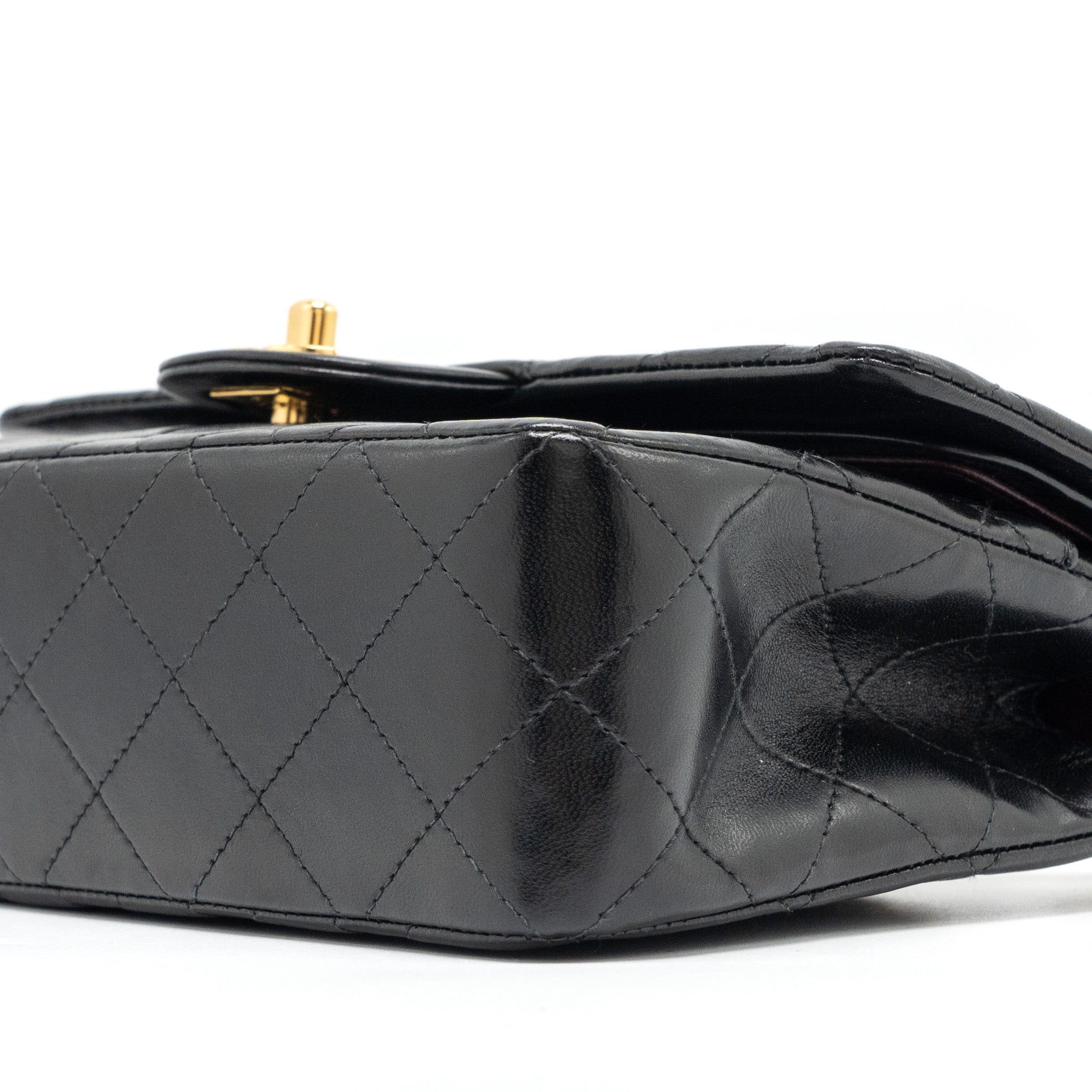 CHANEL VINTAGE SMALL CLASSIC DOUBLE FLAP BAG LAMBSKIN BLACK GHW