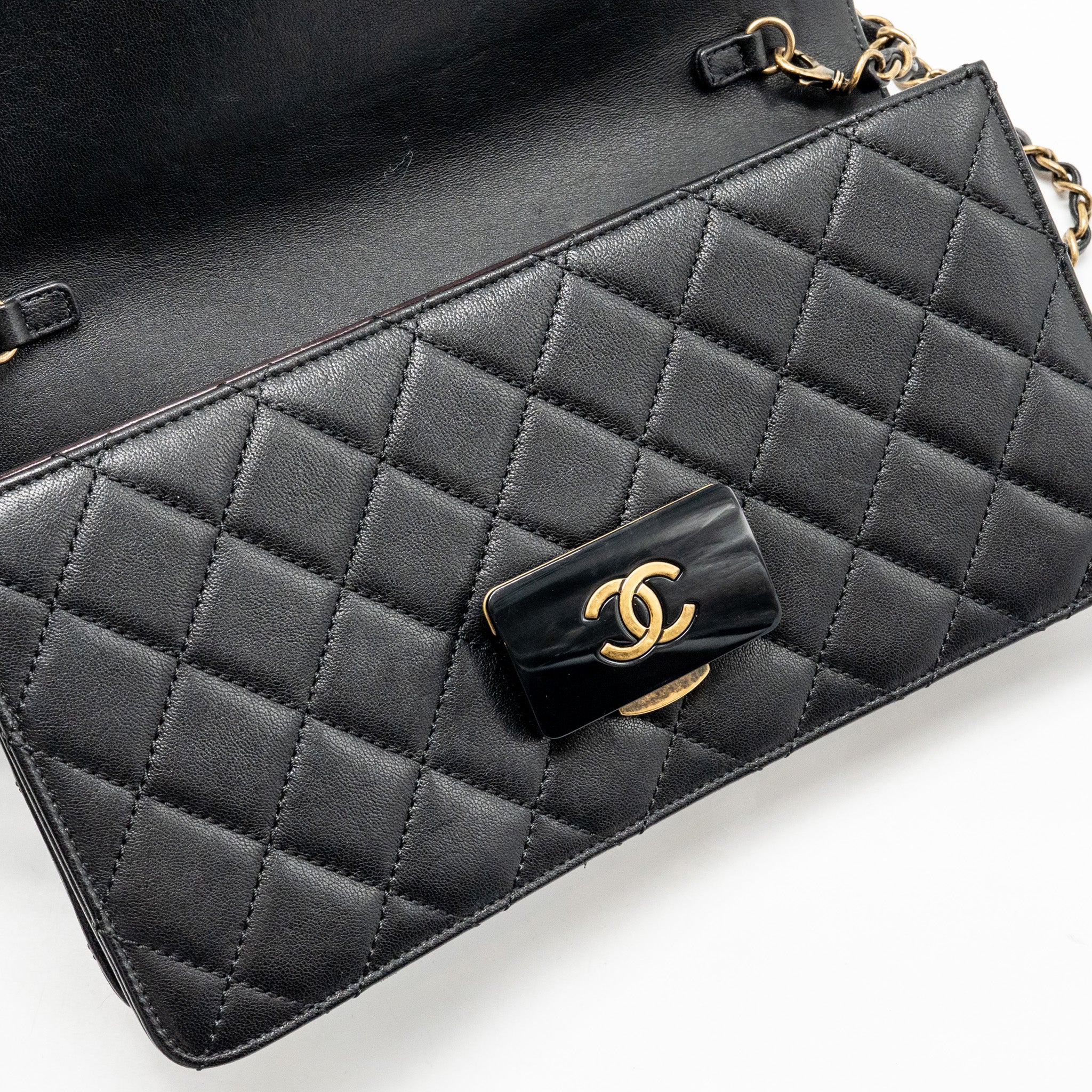 CHANEL BEAUTY LOCK FLAP BAG SHEEPSKIN BLACK GHW