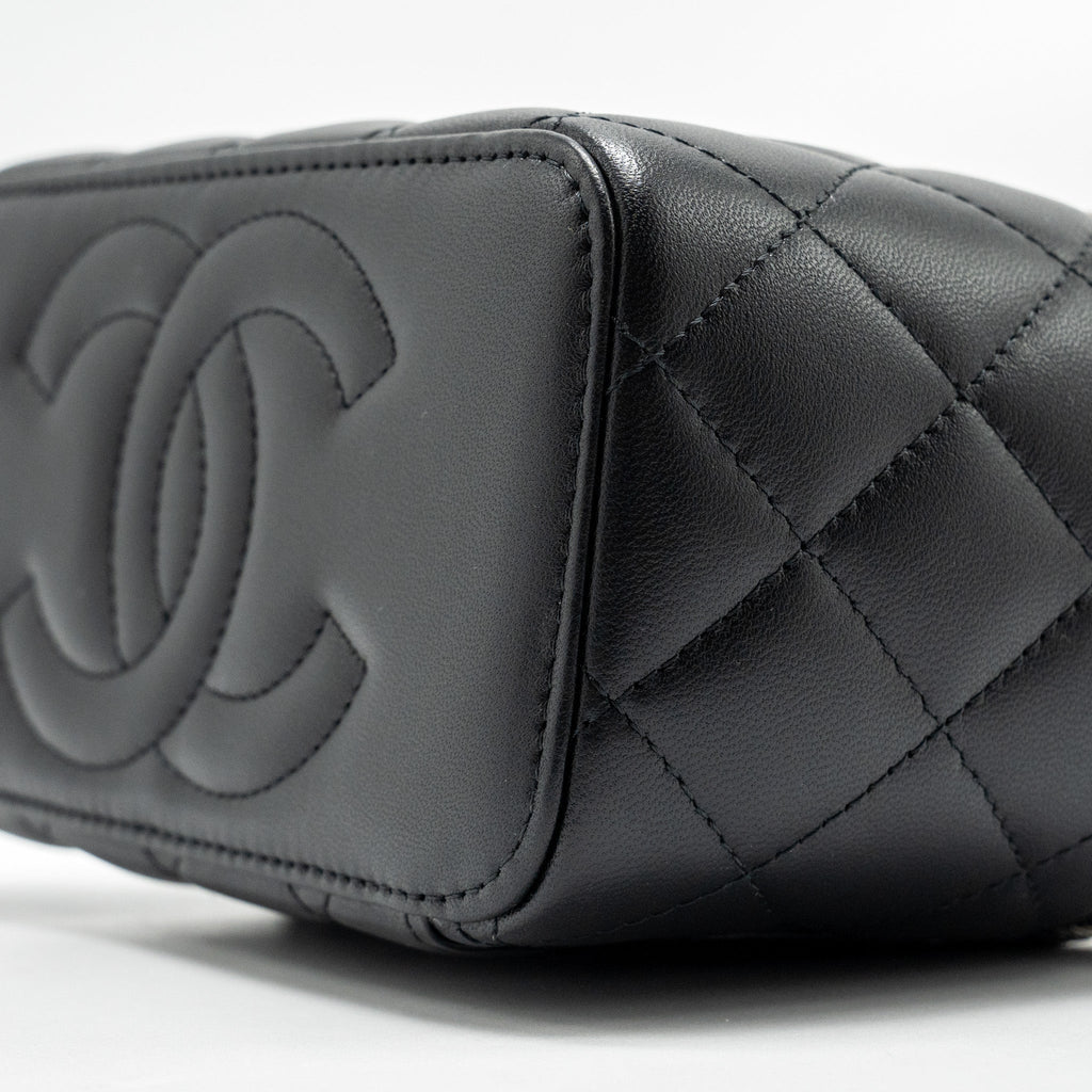 CHANEL TOP HANDLE LONG VANITY CASE LAMBSKIN BLACK SHW (MICROCHIP)