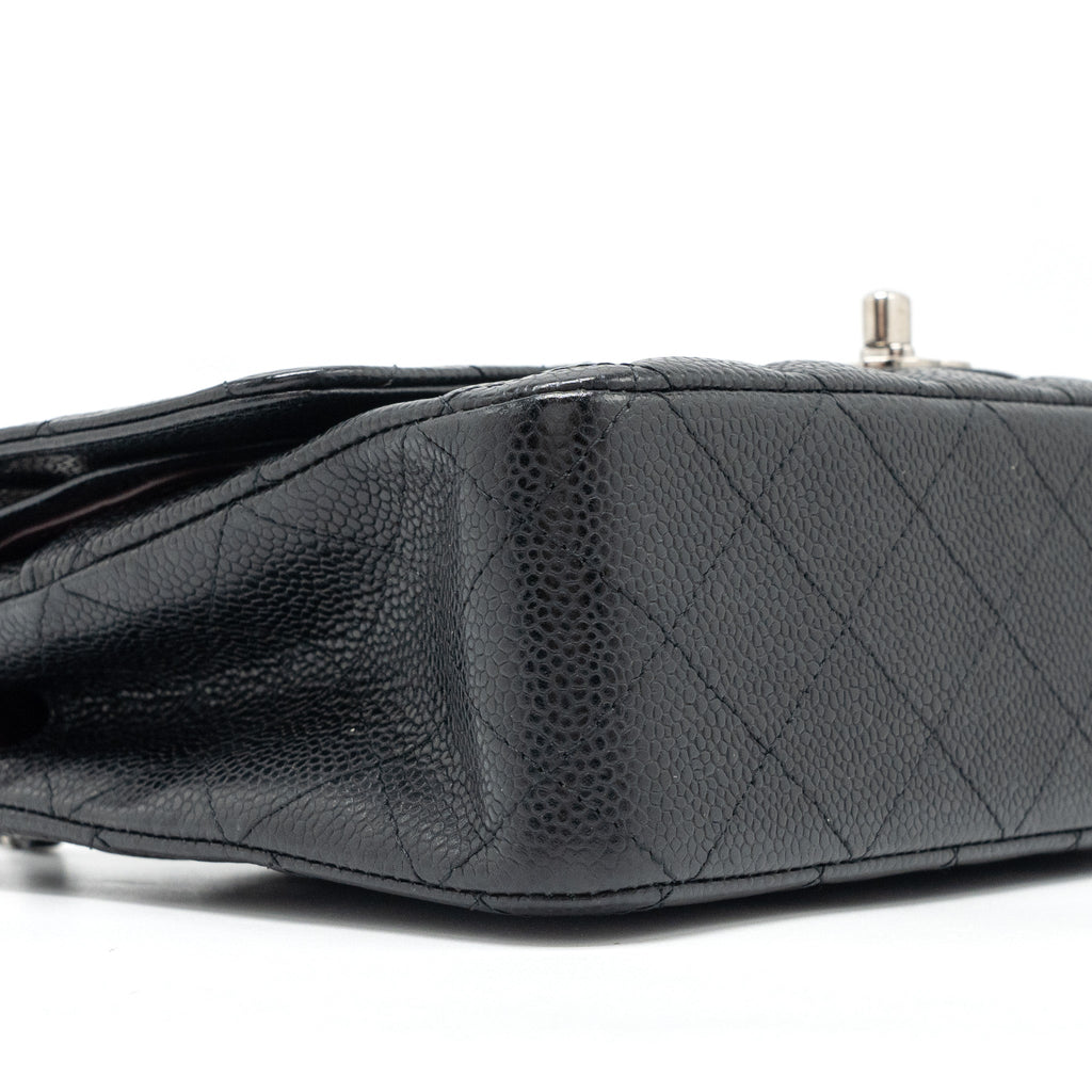 CHANEL MEDIUM CLASSIC DOUBLE FLAP BAG CAVIAR BLACK SHW