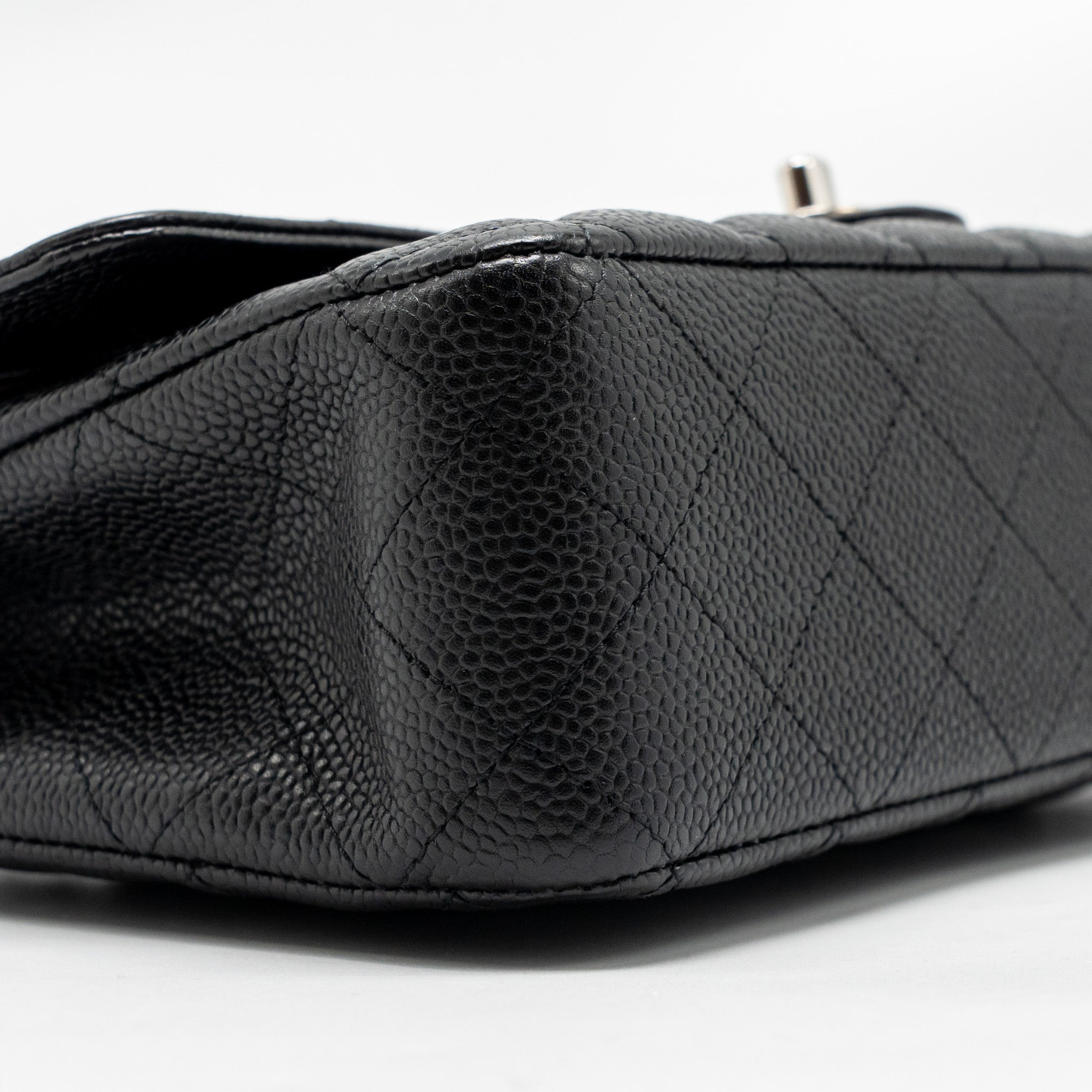 CHANEL MEDIUM CLASSIC DOUBLE FLAP BAG CAVIAR BLACK SHW