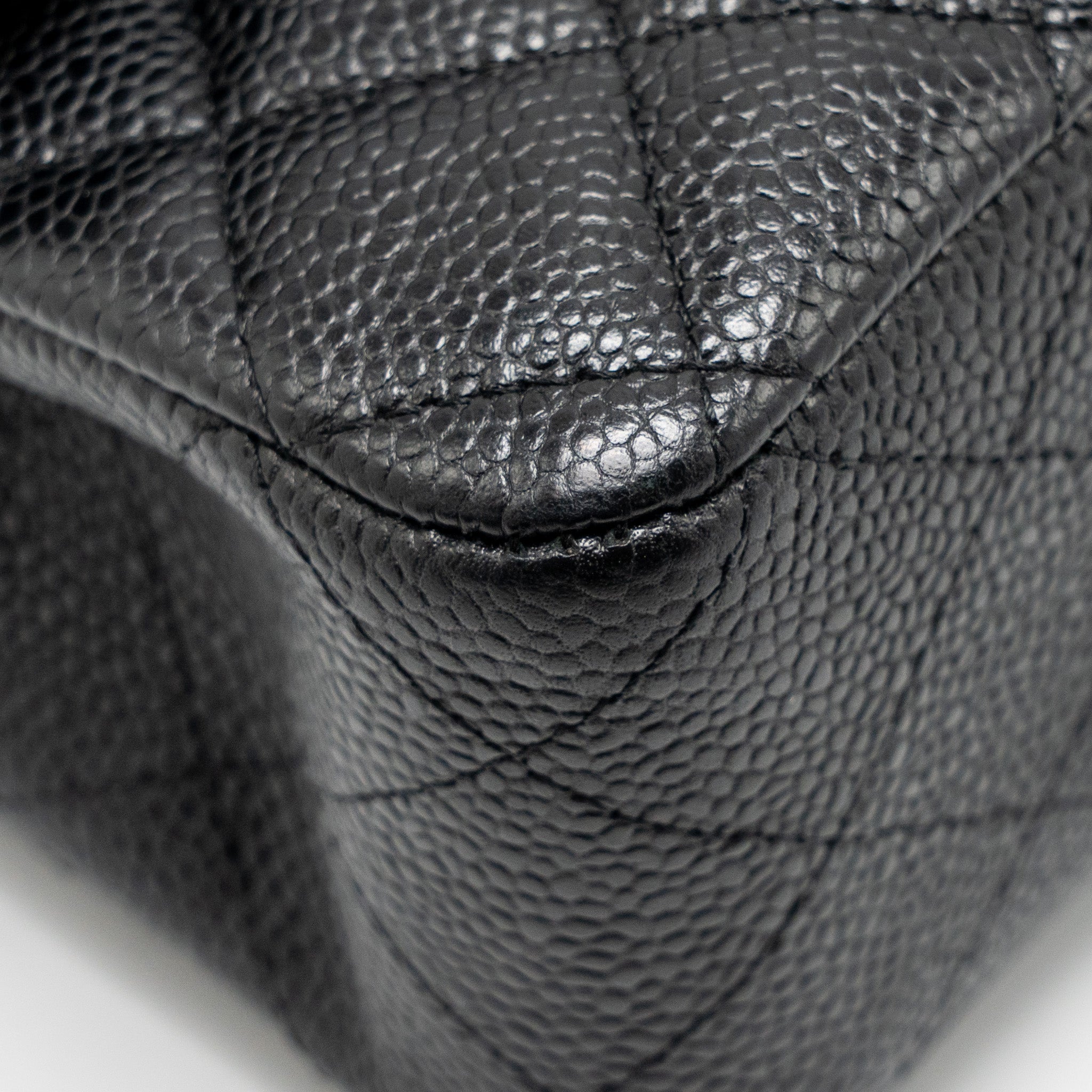CHANEL MEDIUM CLASSIC DOUBLE FLAP BAG CAVIAR BLACK SHW