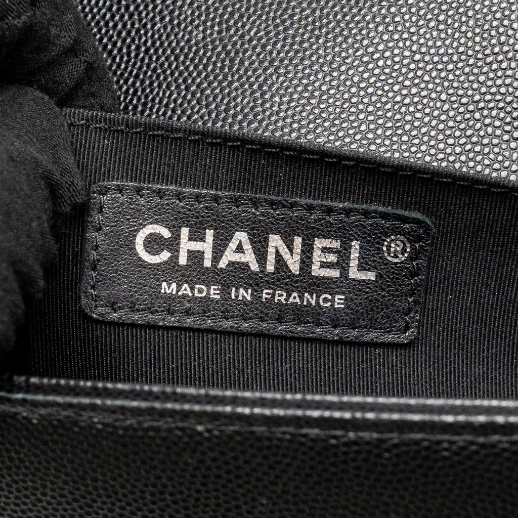 CHANEL MEDIUM BOY BAG CAVIAR BLACK SHW