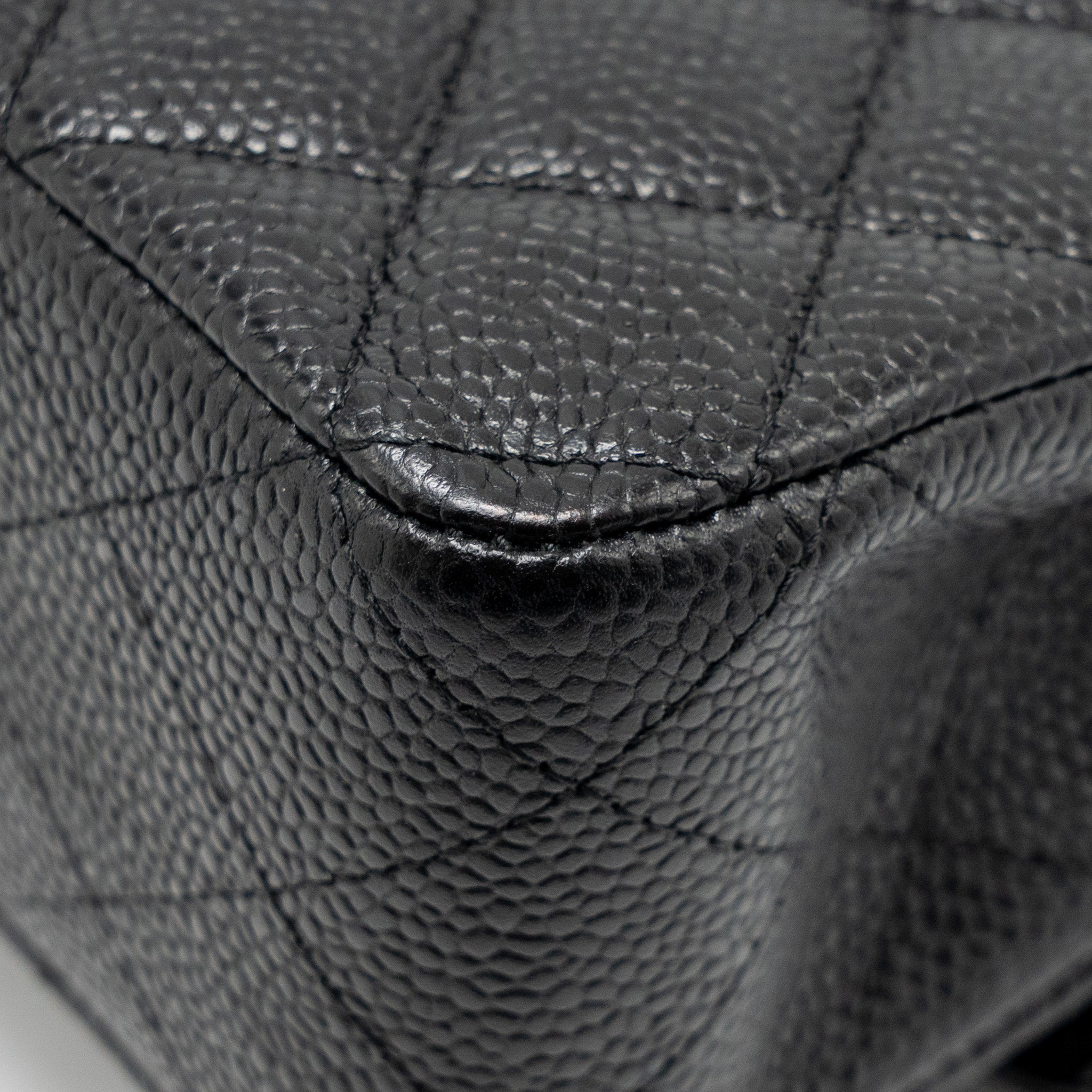 CHANEL MEDIUM CLASSIC DOUBLE FLAP BAG CAVIAR BLACK SHW