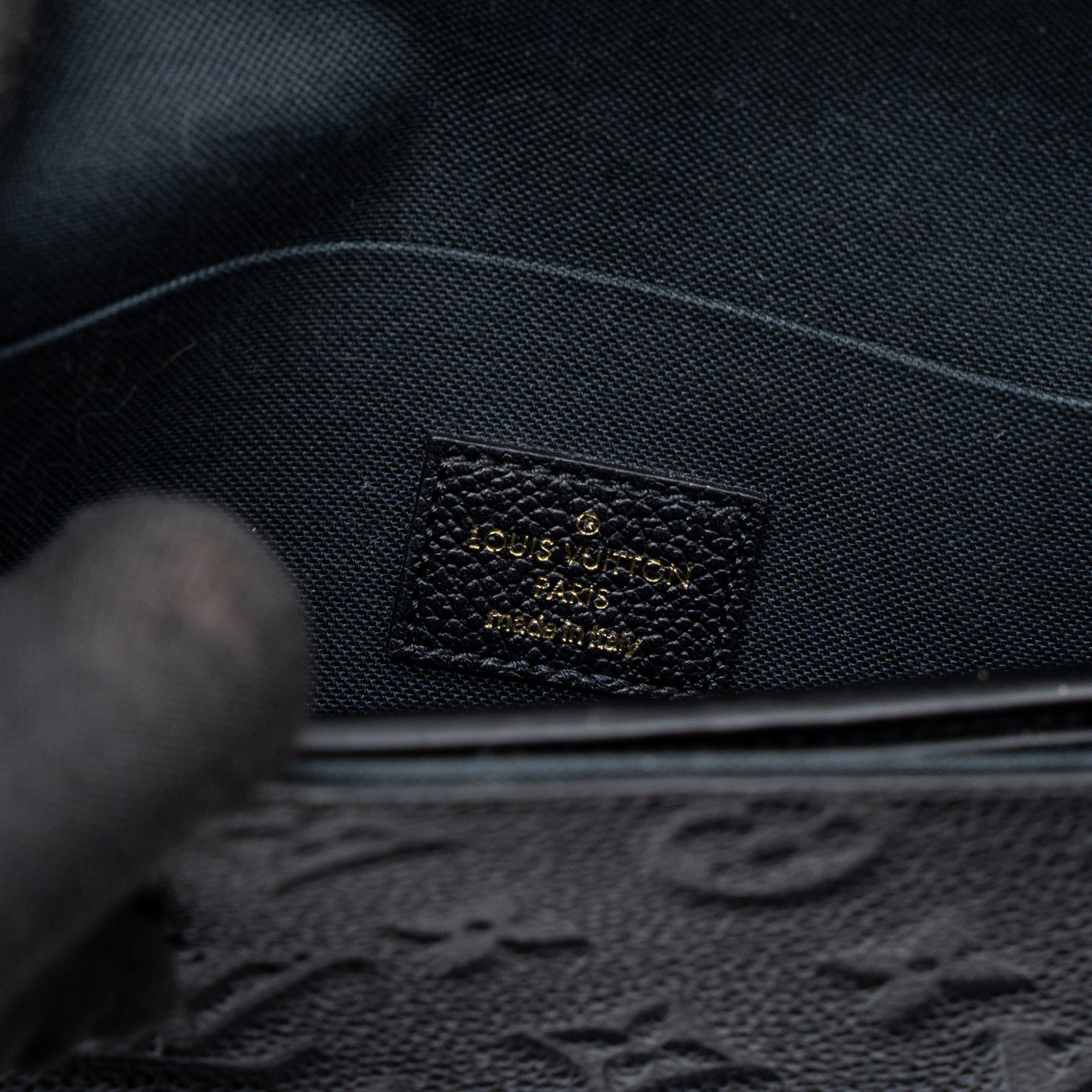 LOUIS VUITTON FELICIE POCHETTE MONOGRAM EMPREINTE BLACK GHW