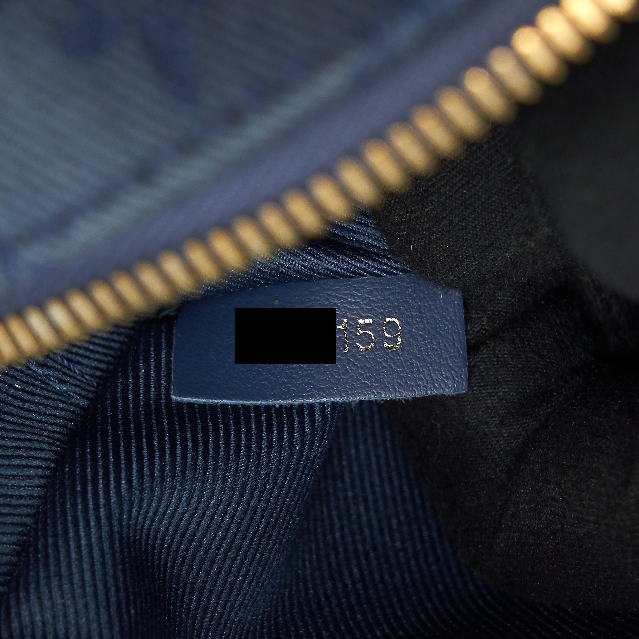 LOUIS VUITTON OUTDOOR BUMBAG DENIM NAVY